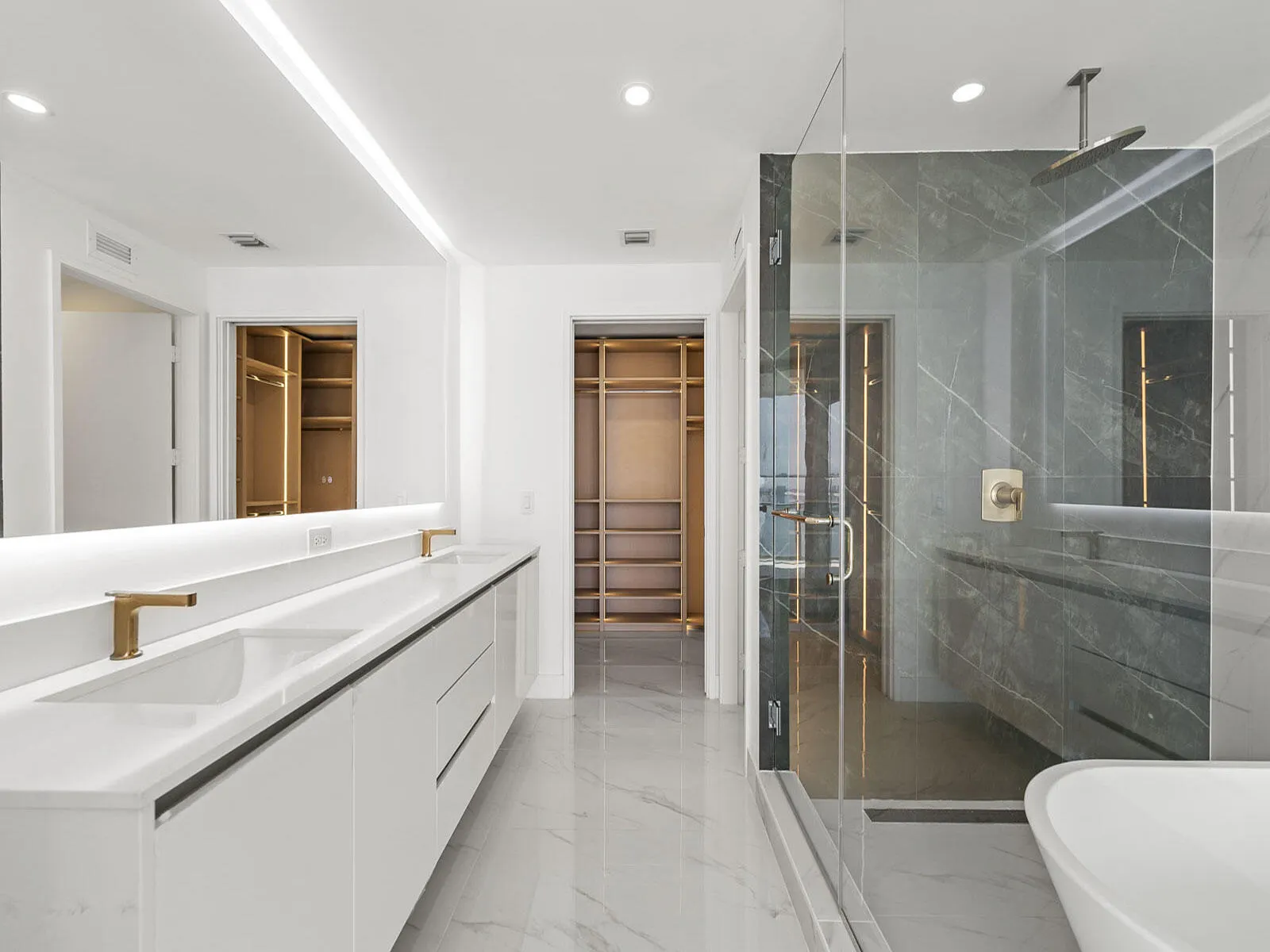 700 NE 24th Street, #3002