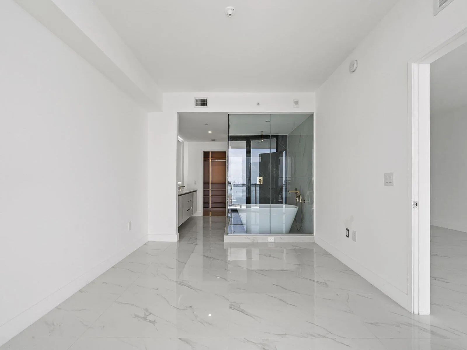 700 NE 24th Street, #3002