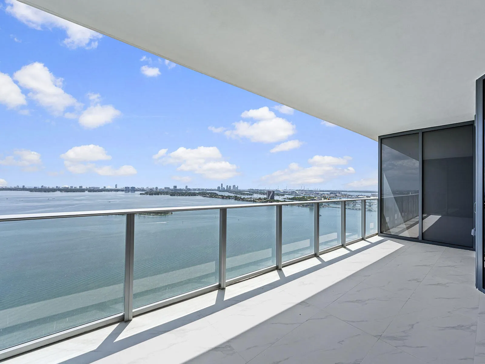 700 NE 24th Street, #3002