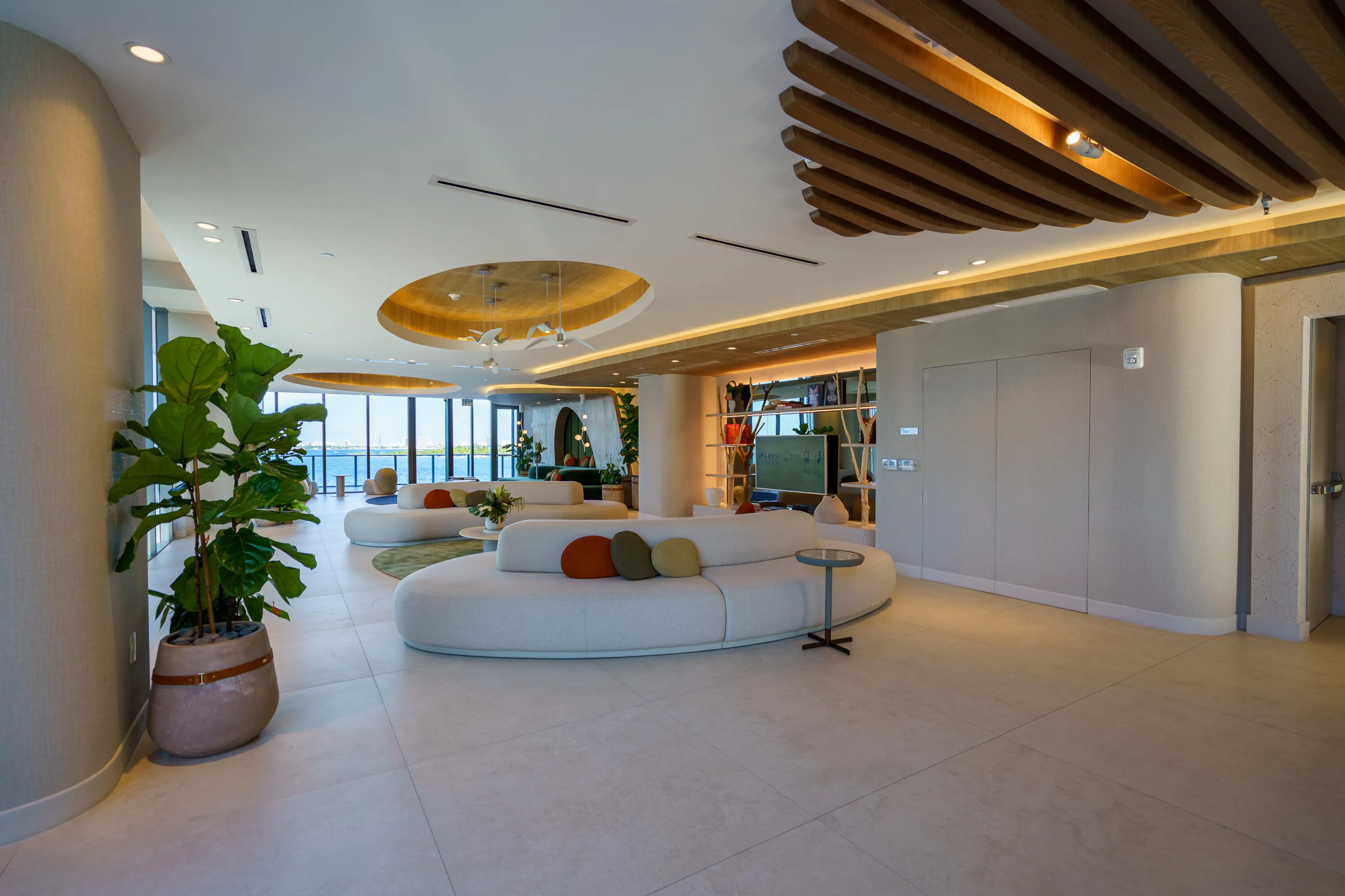 700 NE 24th Street, #3002