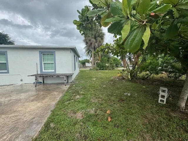 2329 West Dr