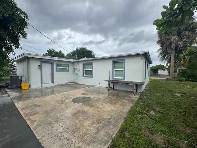 2329 West Dr