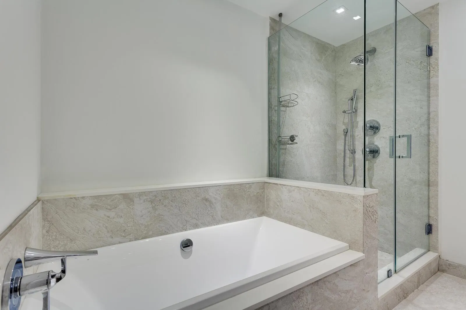 488 NE 18th Street, #4711