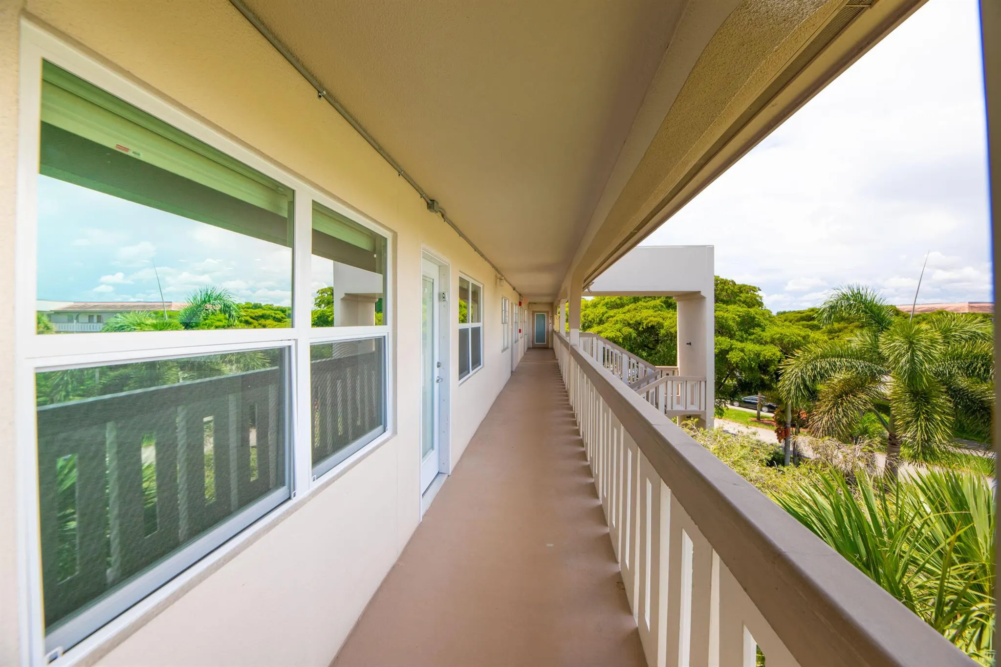 1902 Bermuda Circle, #J4