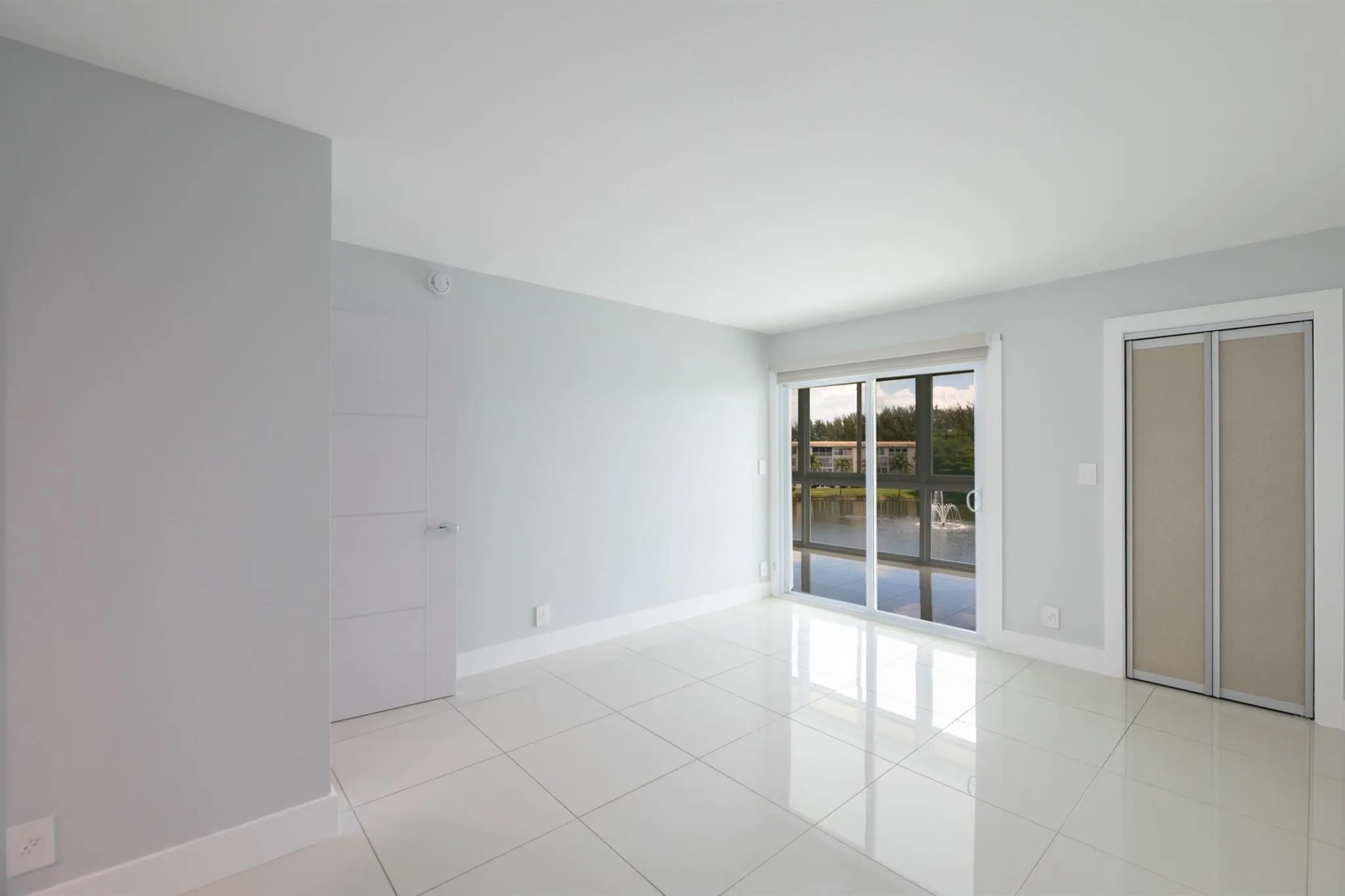 1902 Bermuda Circle, #J4