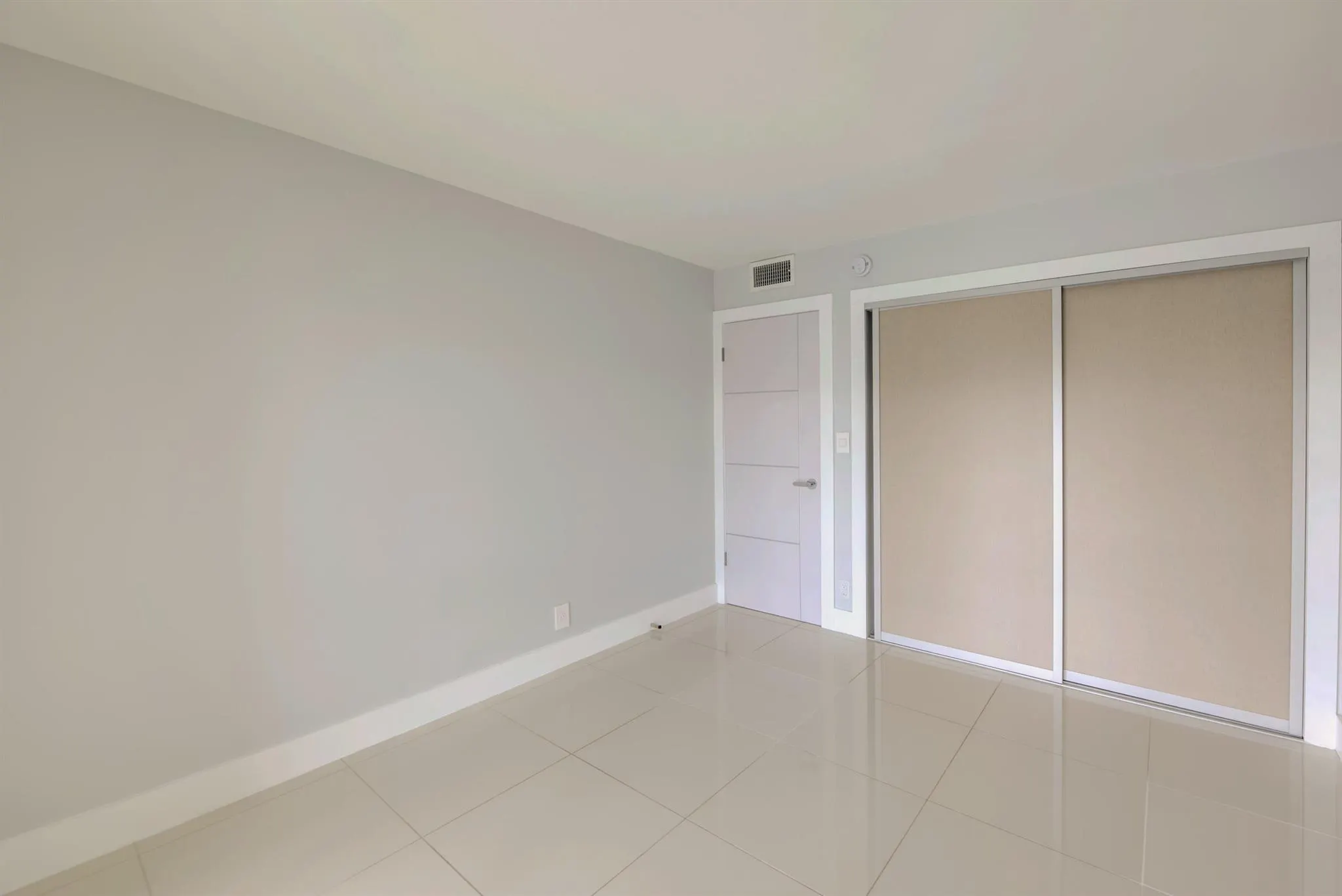 1902 Bermuda Circle, #J4