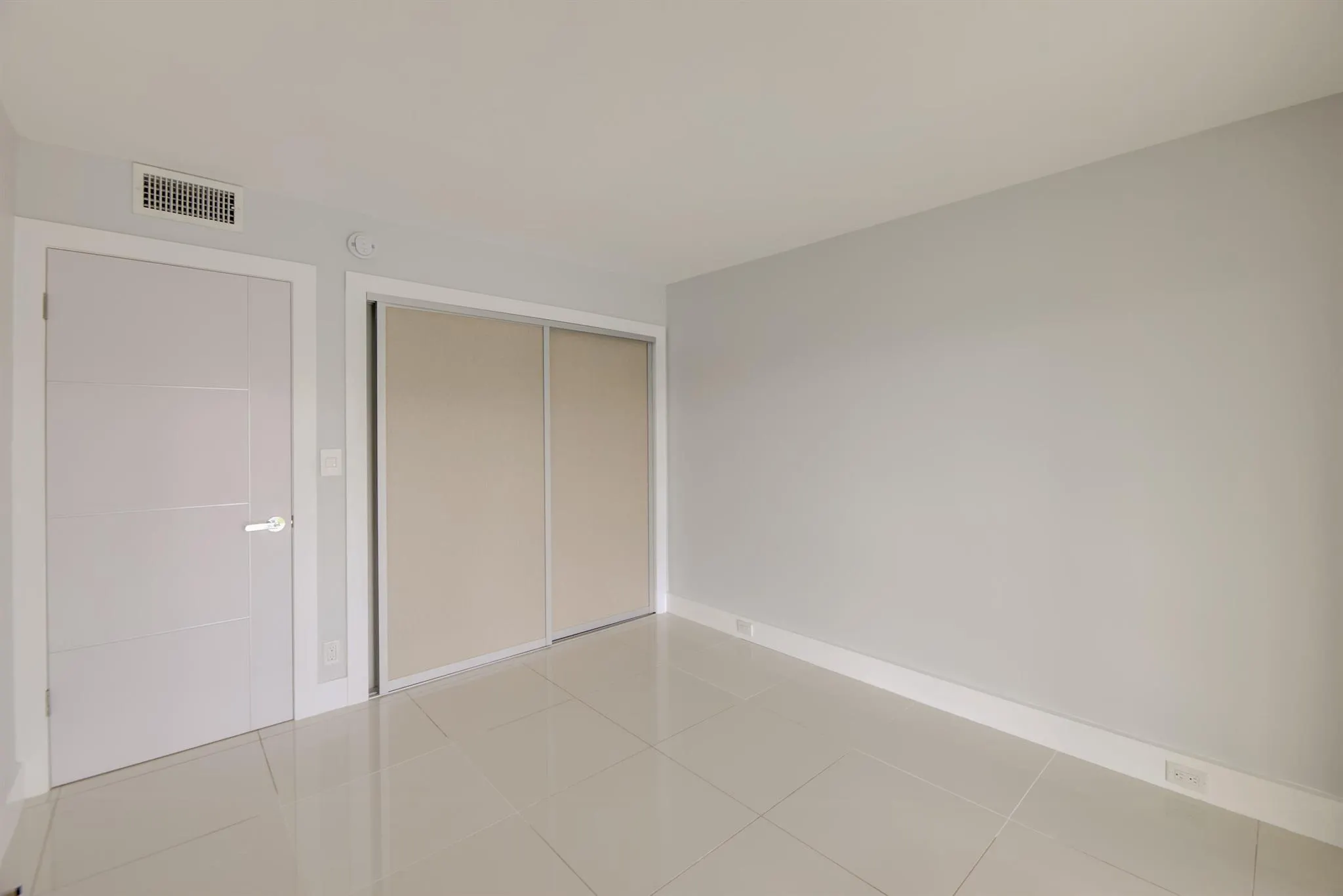 1902 Bermuda Circle, #J4