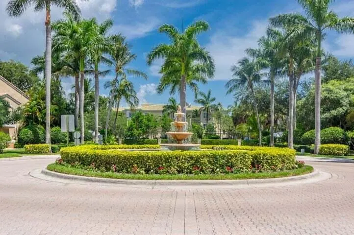 254 Village Boulevard, #4306