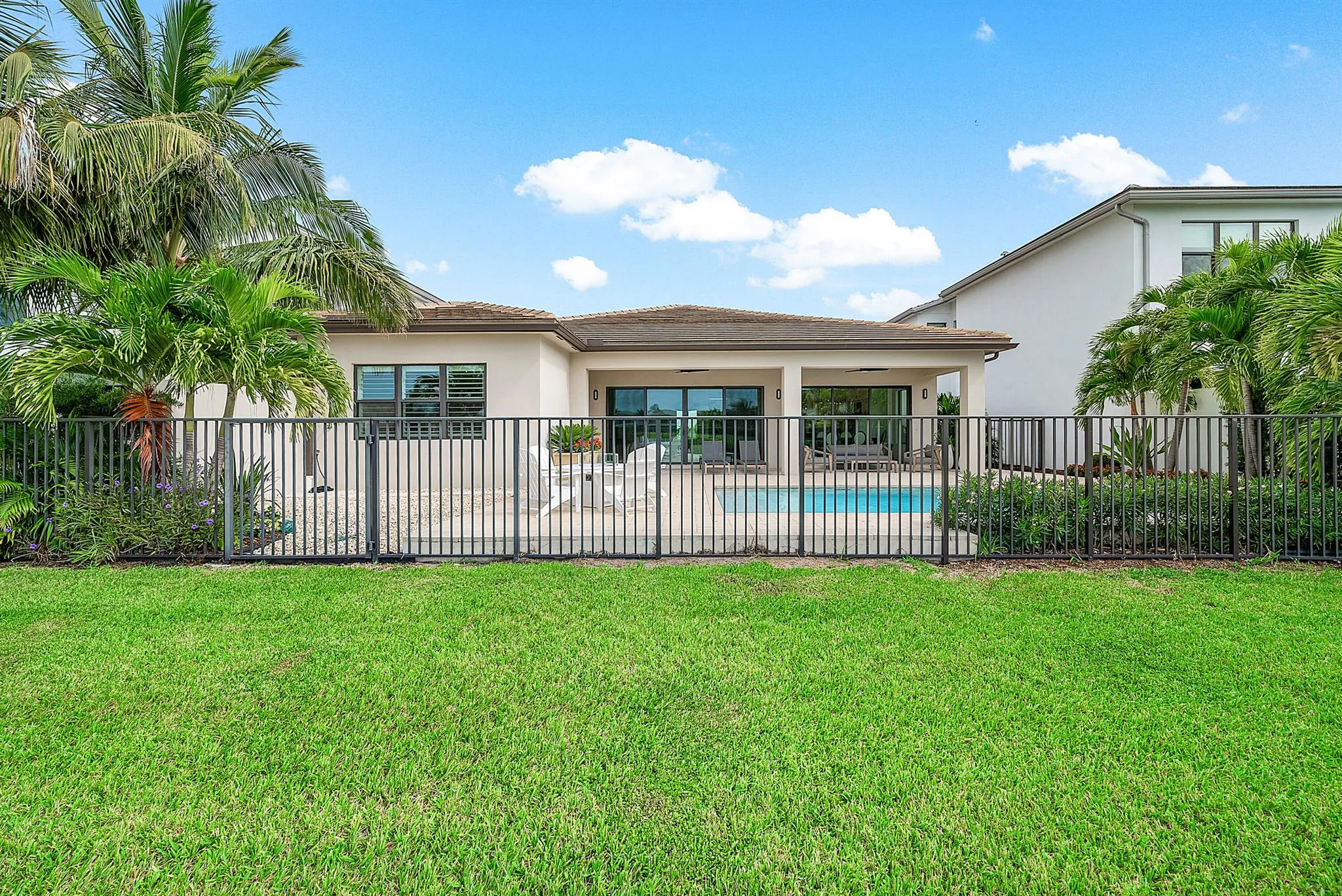8300 Fishhawk Falls Court