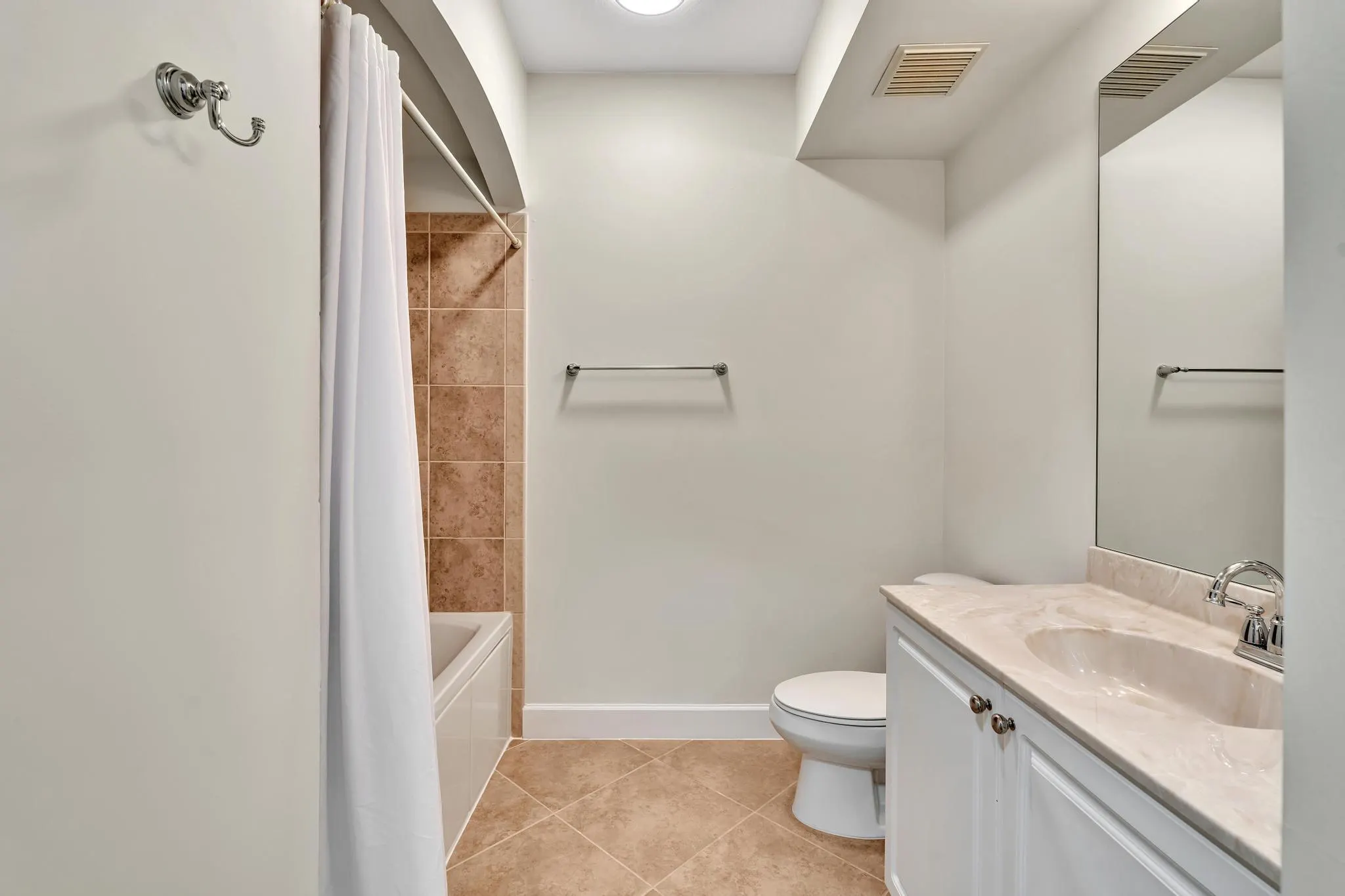 1405 Renaissance Way, #405