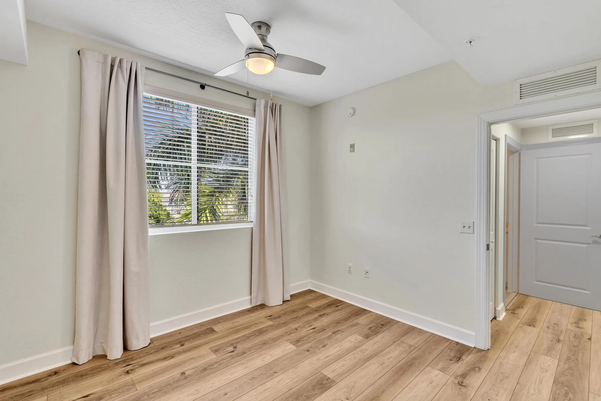 1405 Renaissance Way, #405