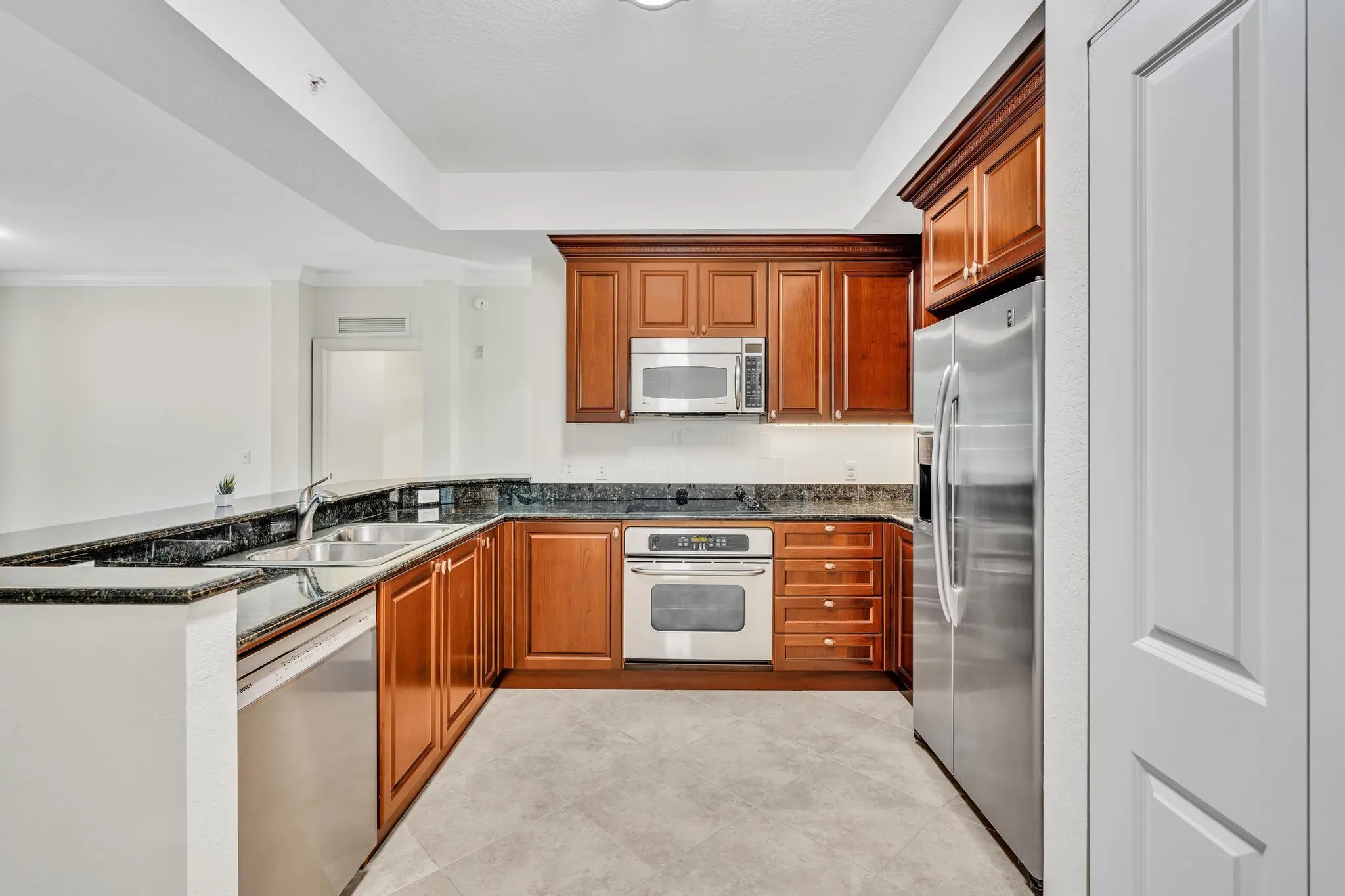 1405 Renaissance Way, #405
