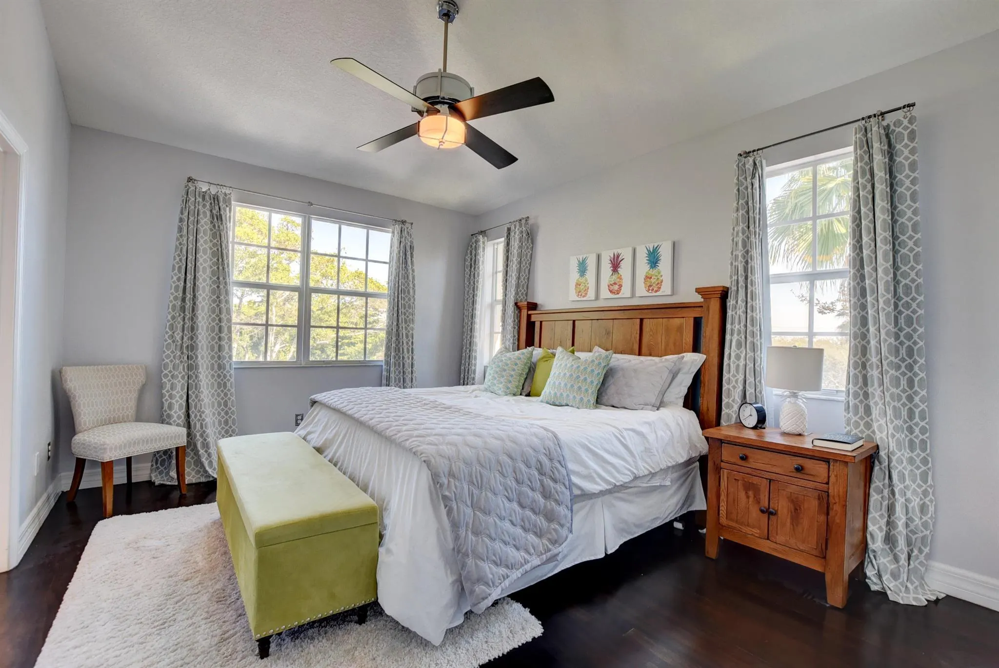 290 NE 5th Avenue, #1