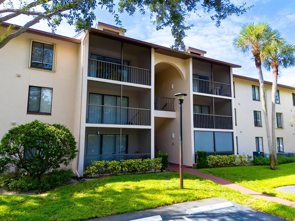 202 Foxtail Drive, #A3