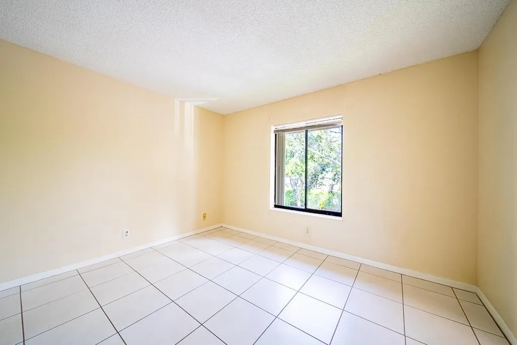 202 Foxtail Drive, #A3