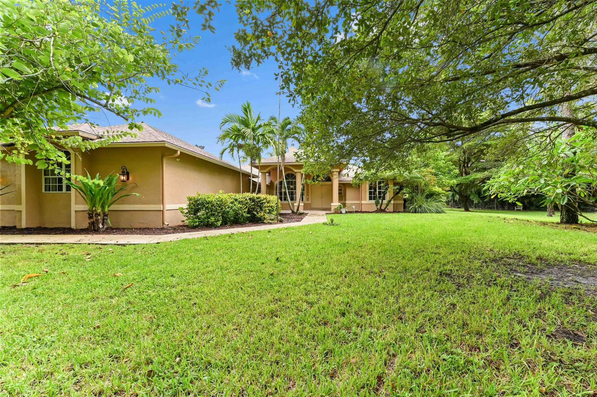 13442 54th Street N