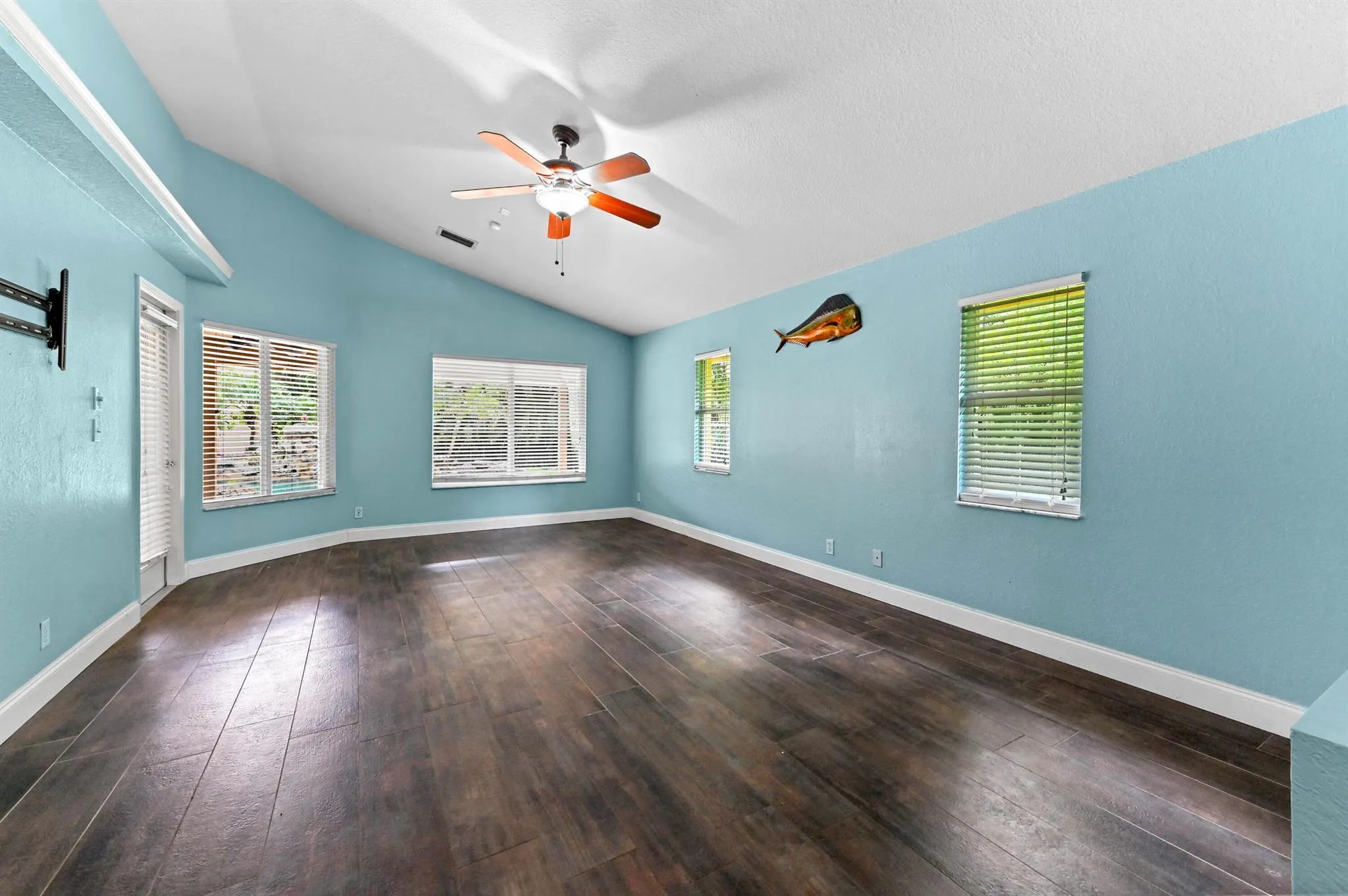 13442 54th Street N