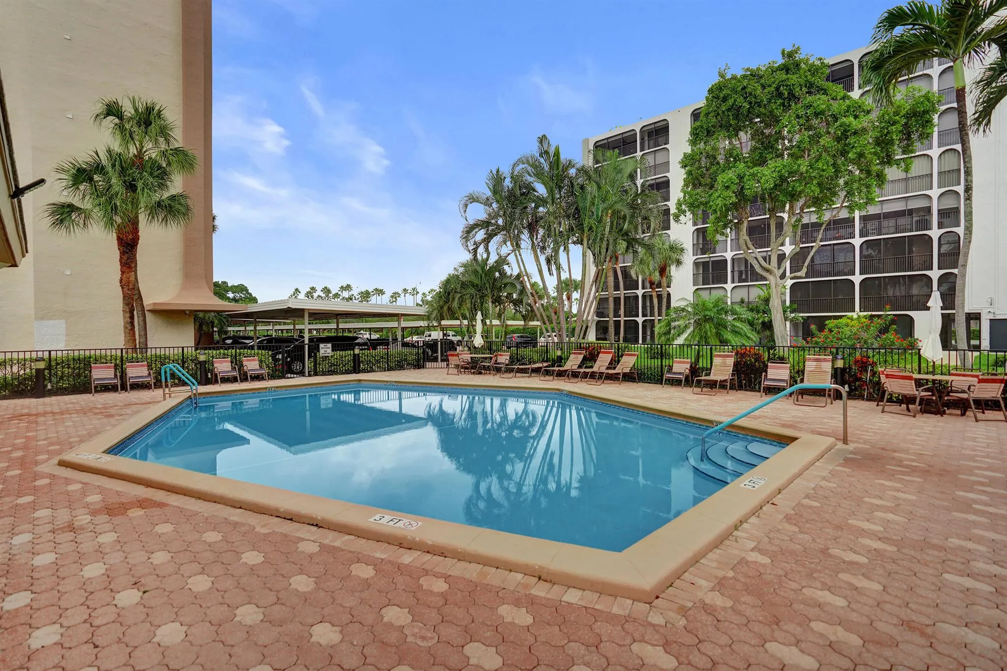 1627 Riverview Road, #410