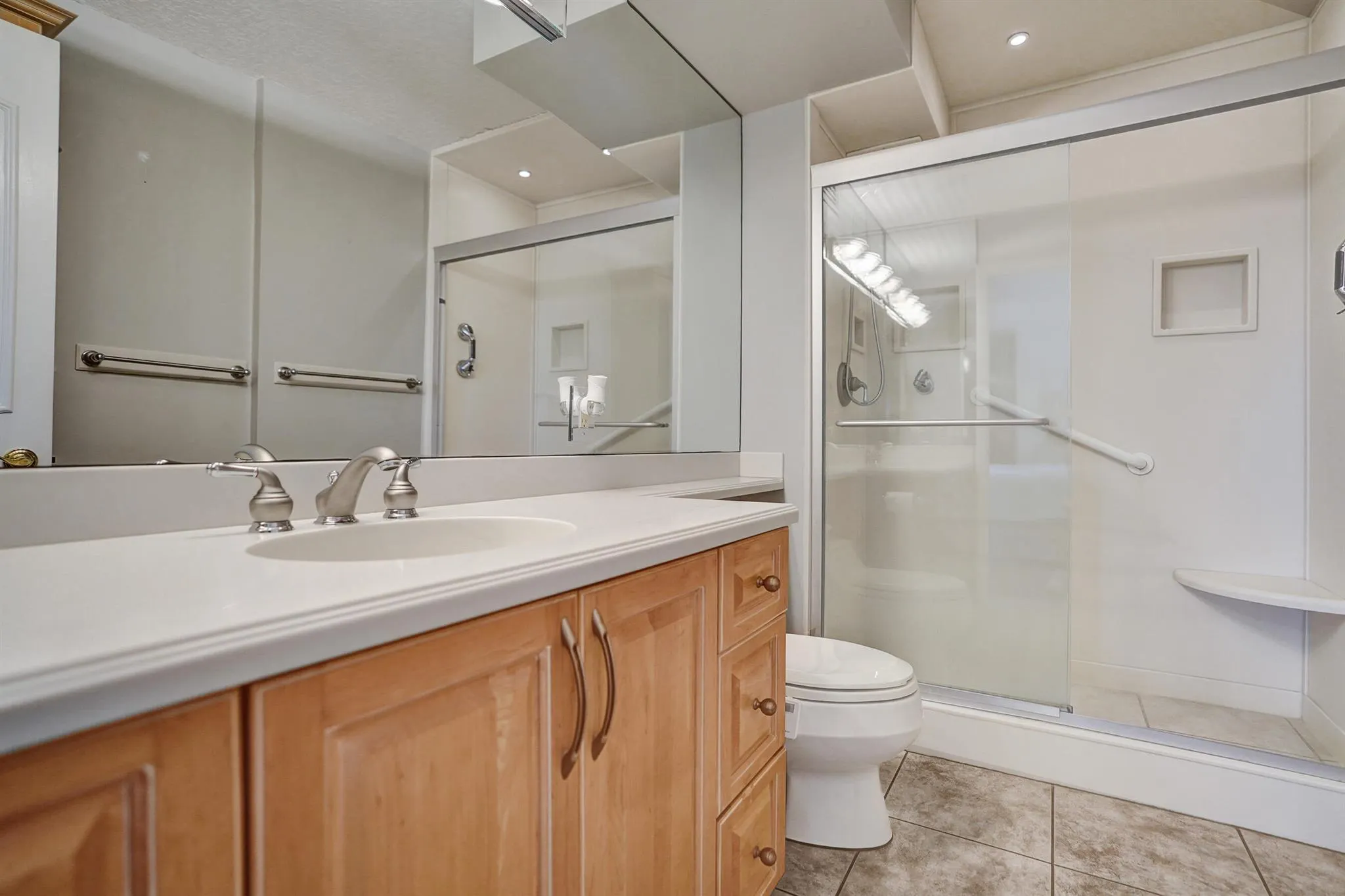 1627 Riverview Road, #410