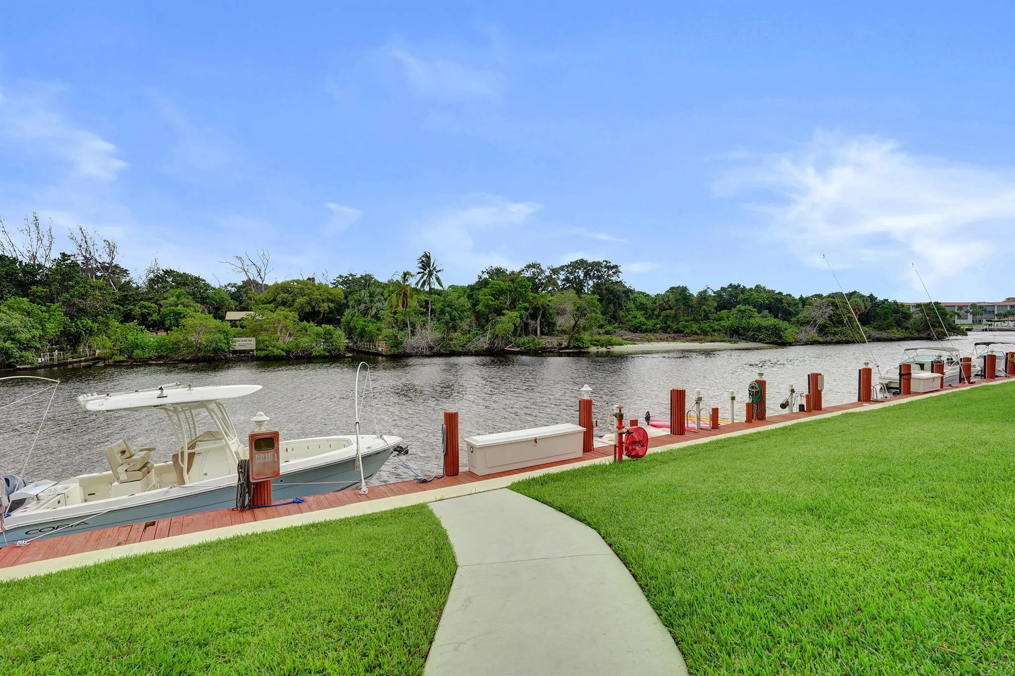 1627 Riverview Road, #410