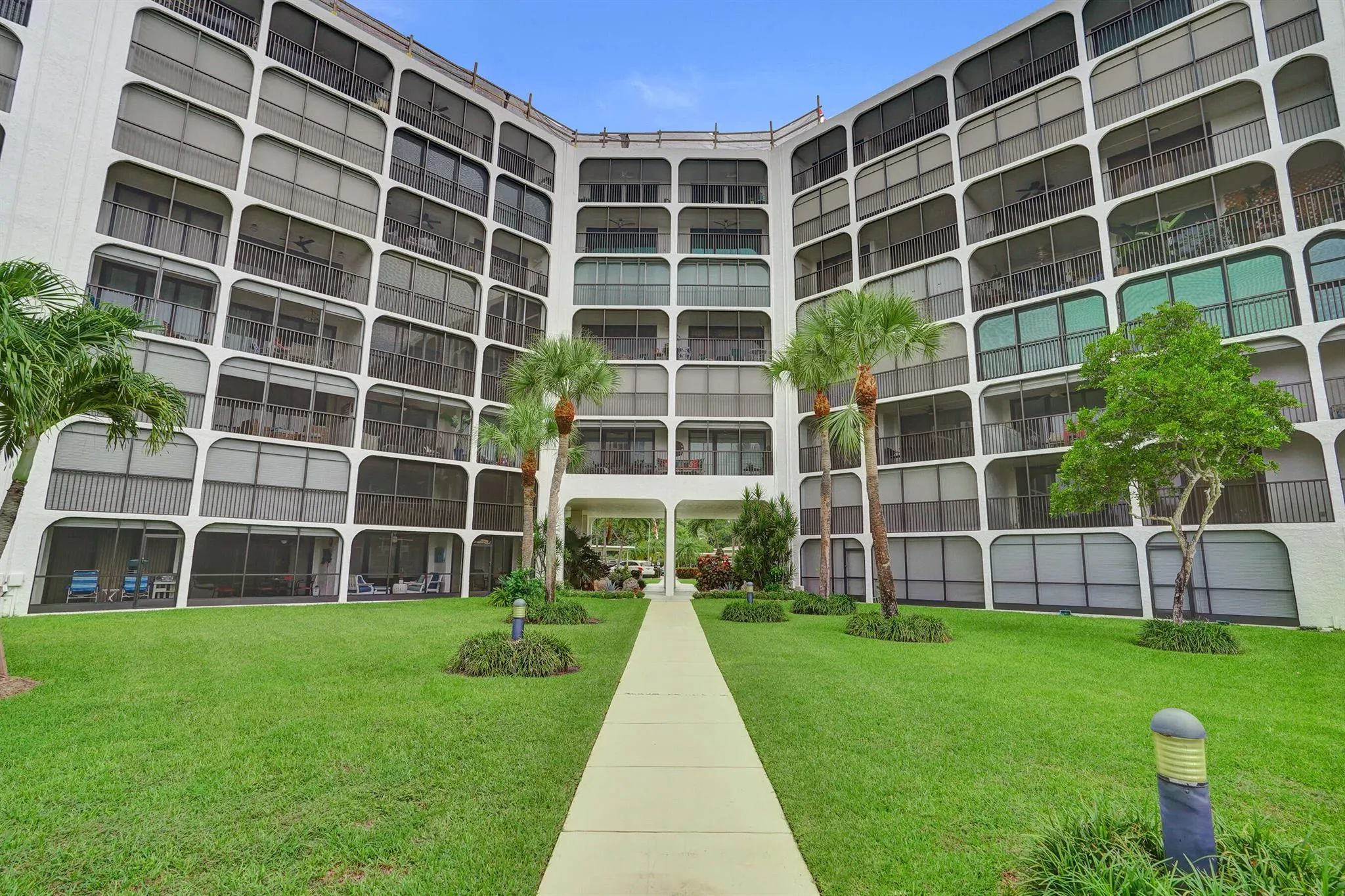 1627 Riverview Road, #410