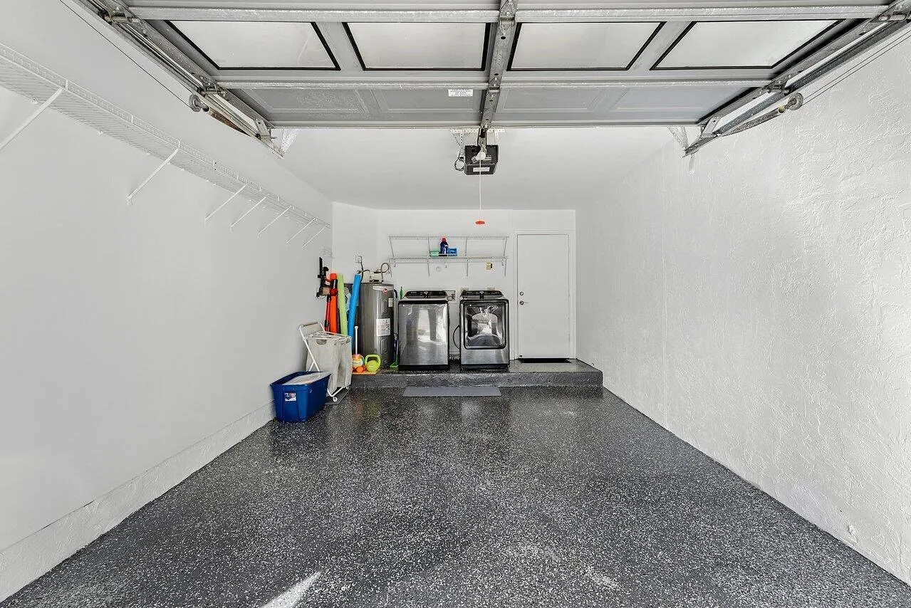 5292 Buckhead Circle, #1030