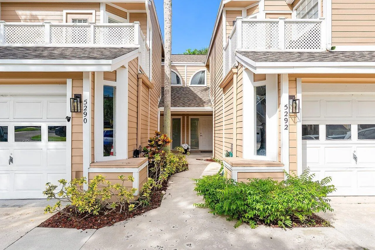 5292 Buckhead Circle, #1030