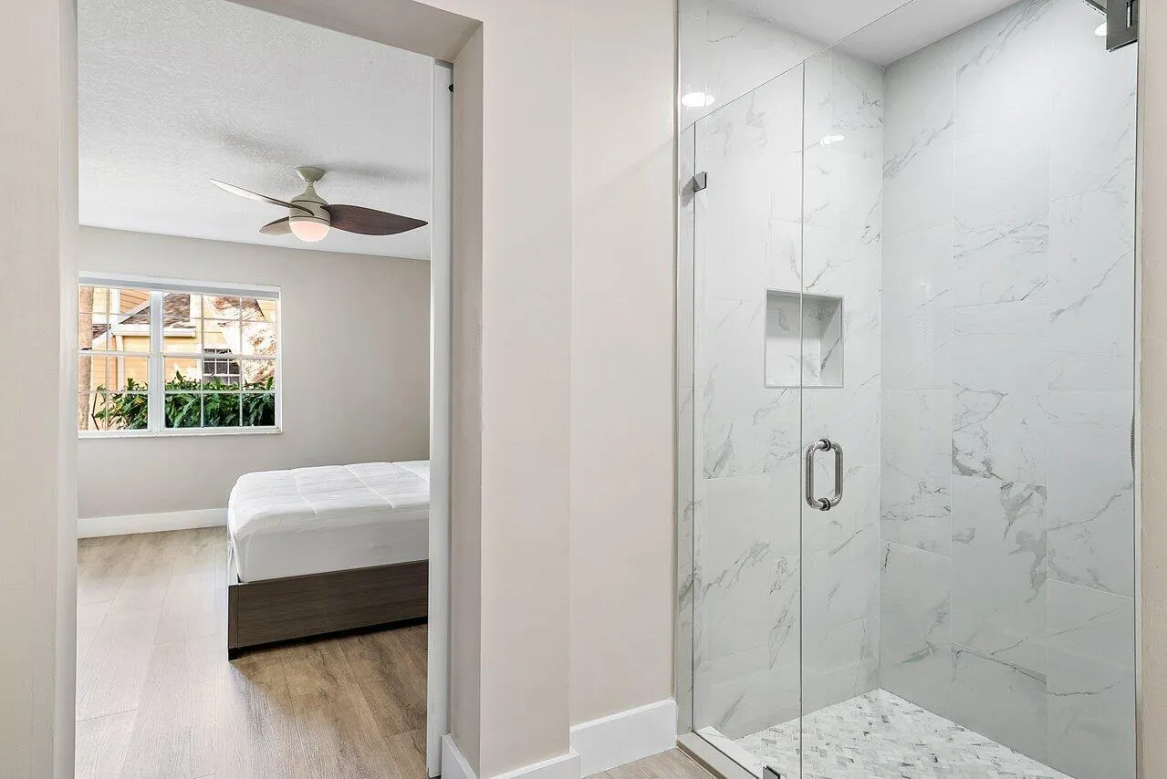 5292 Buckhead Circle, #1030