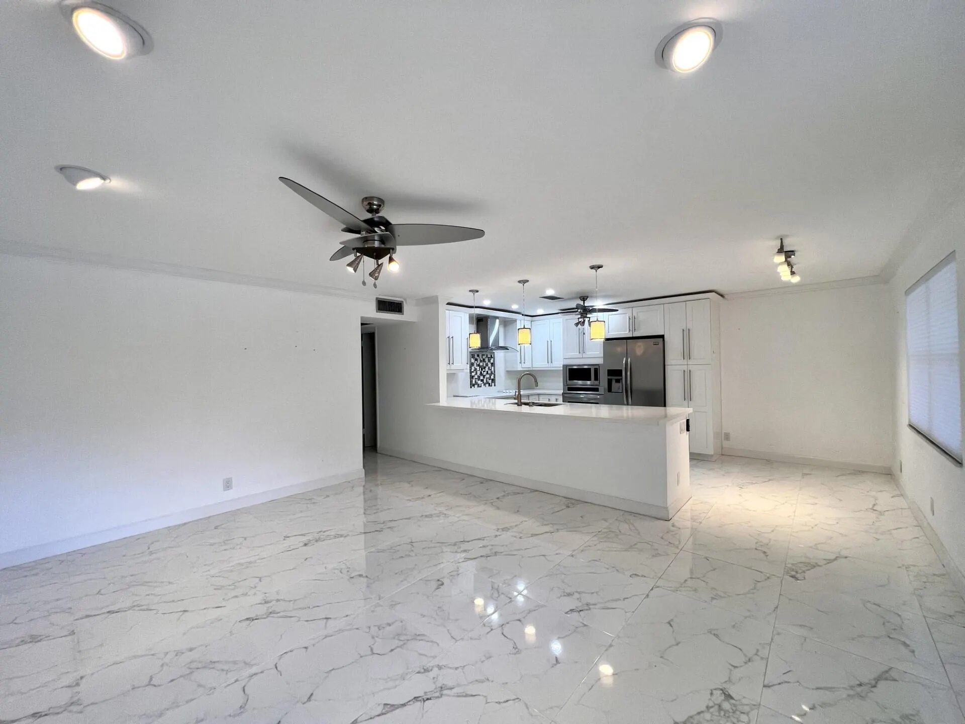 227 Somerset L