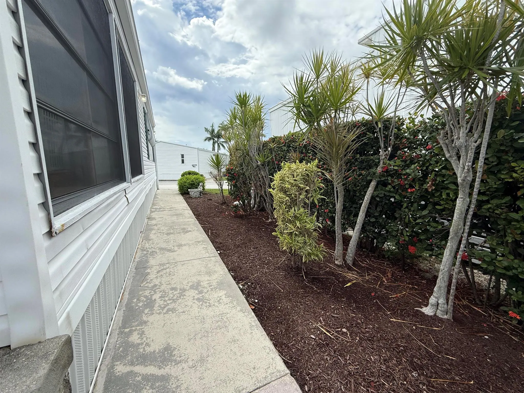 207 N Heron Drive, #P