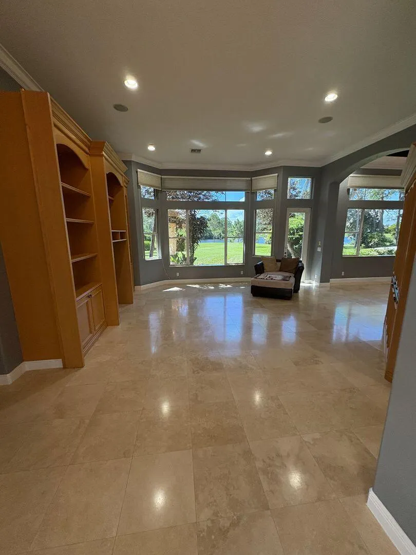 10548 SW Lands End Place