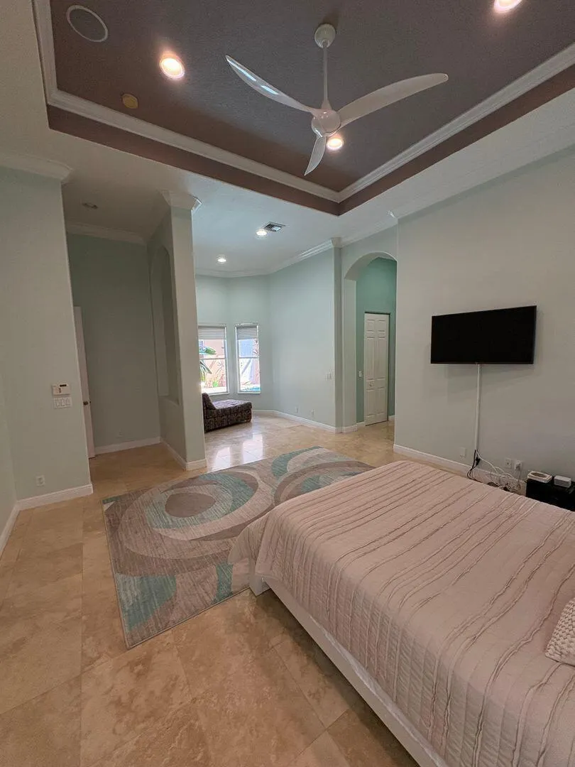 10548 SW Lands End Place