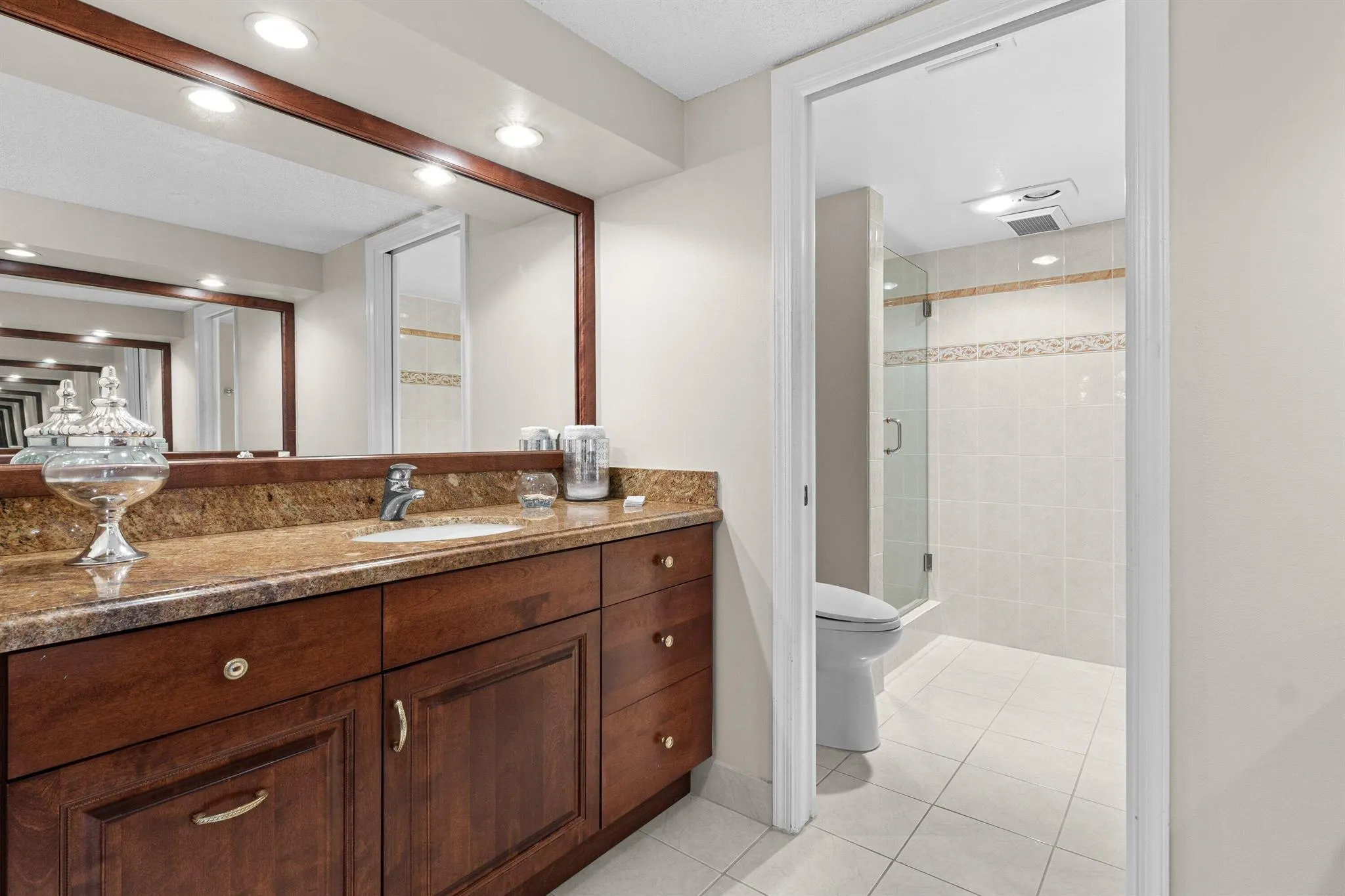 4545 N Ocean Boulevard, #15d