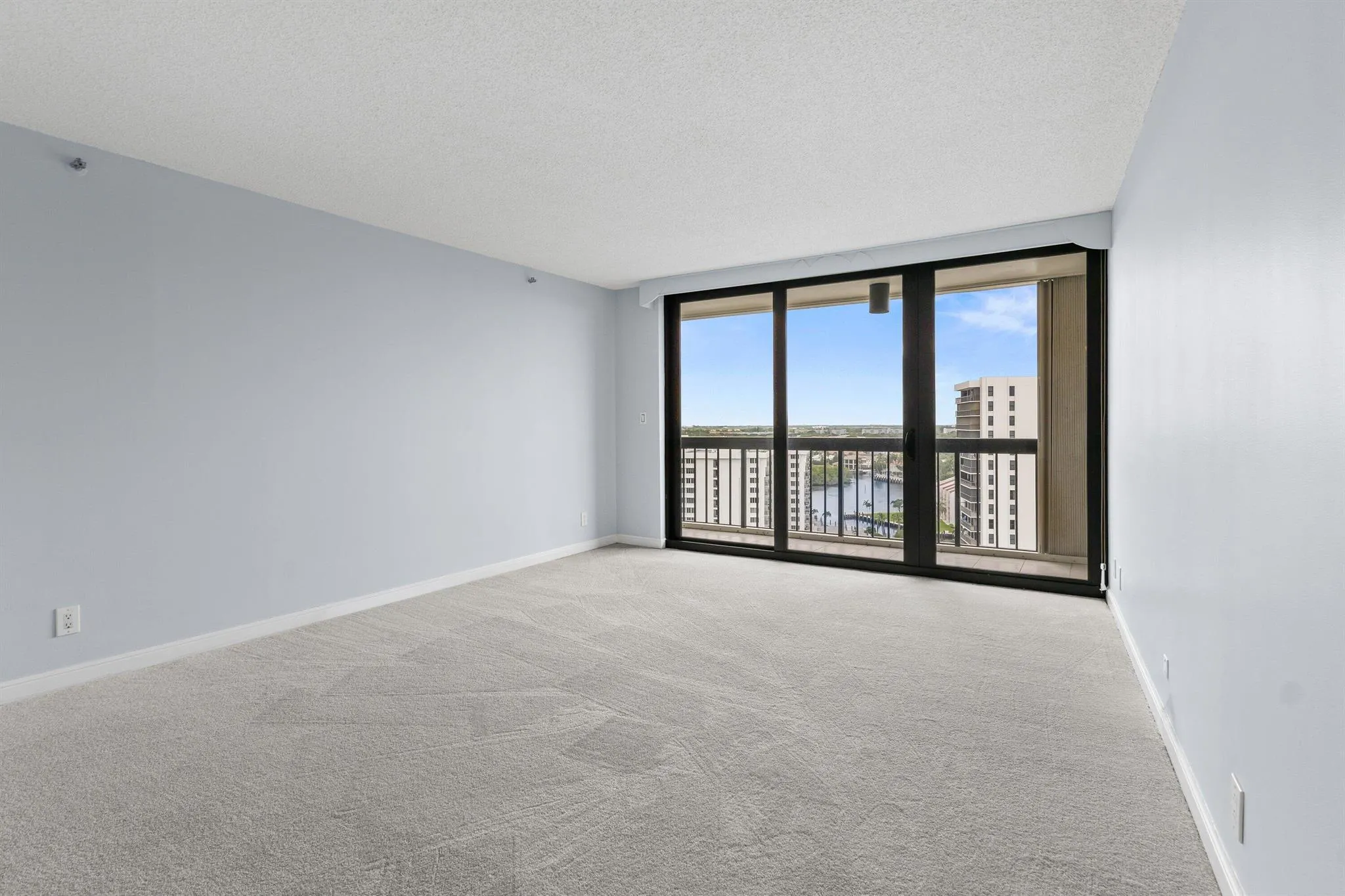 4545 N Ocean Boulevard, #15d