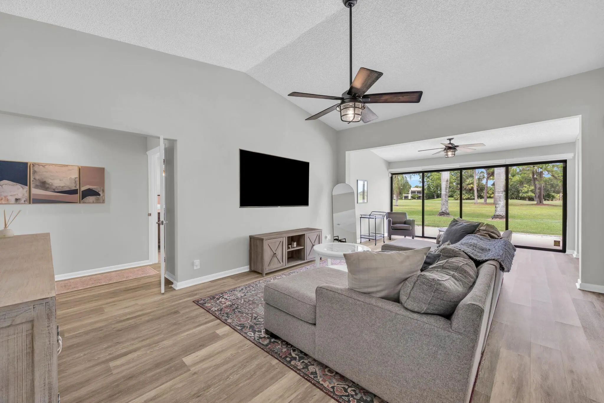 3753 SW Pheasant