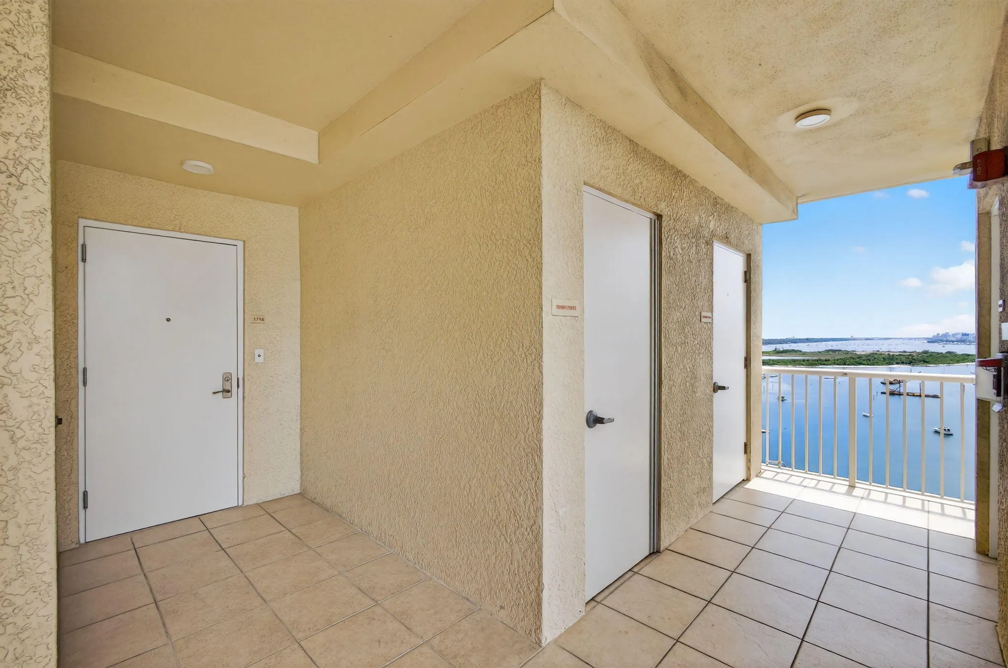 2640 Lake Shore Drive, #1716
