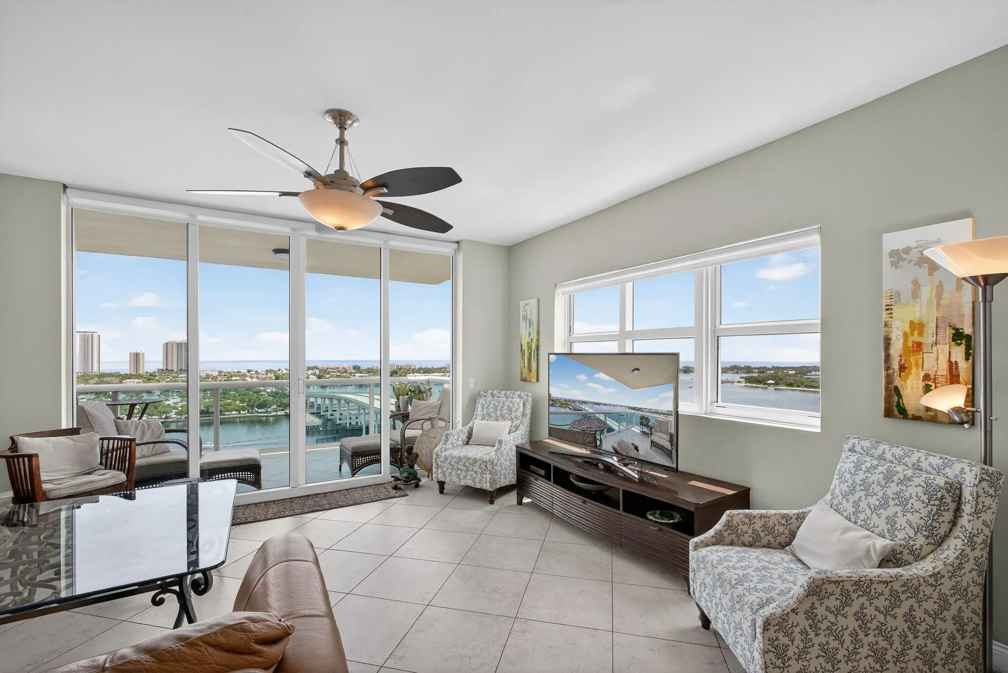 2640 Lake Shore Drive, #1716