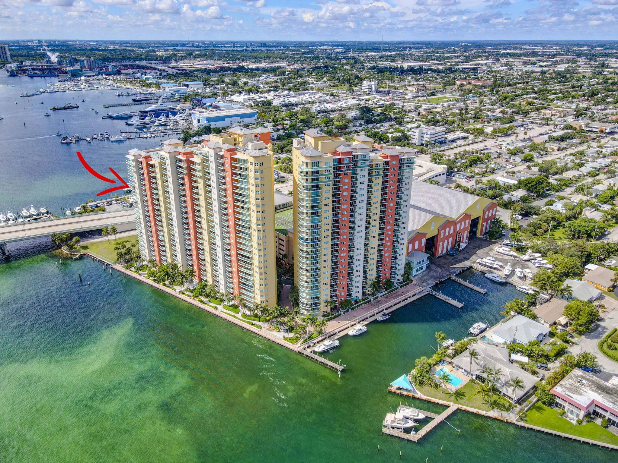 2640 Lake Shore Drive, #1716