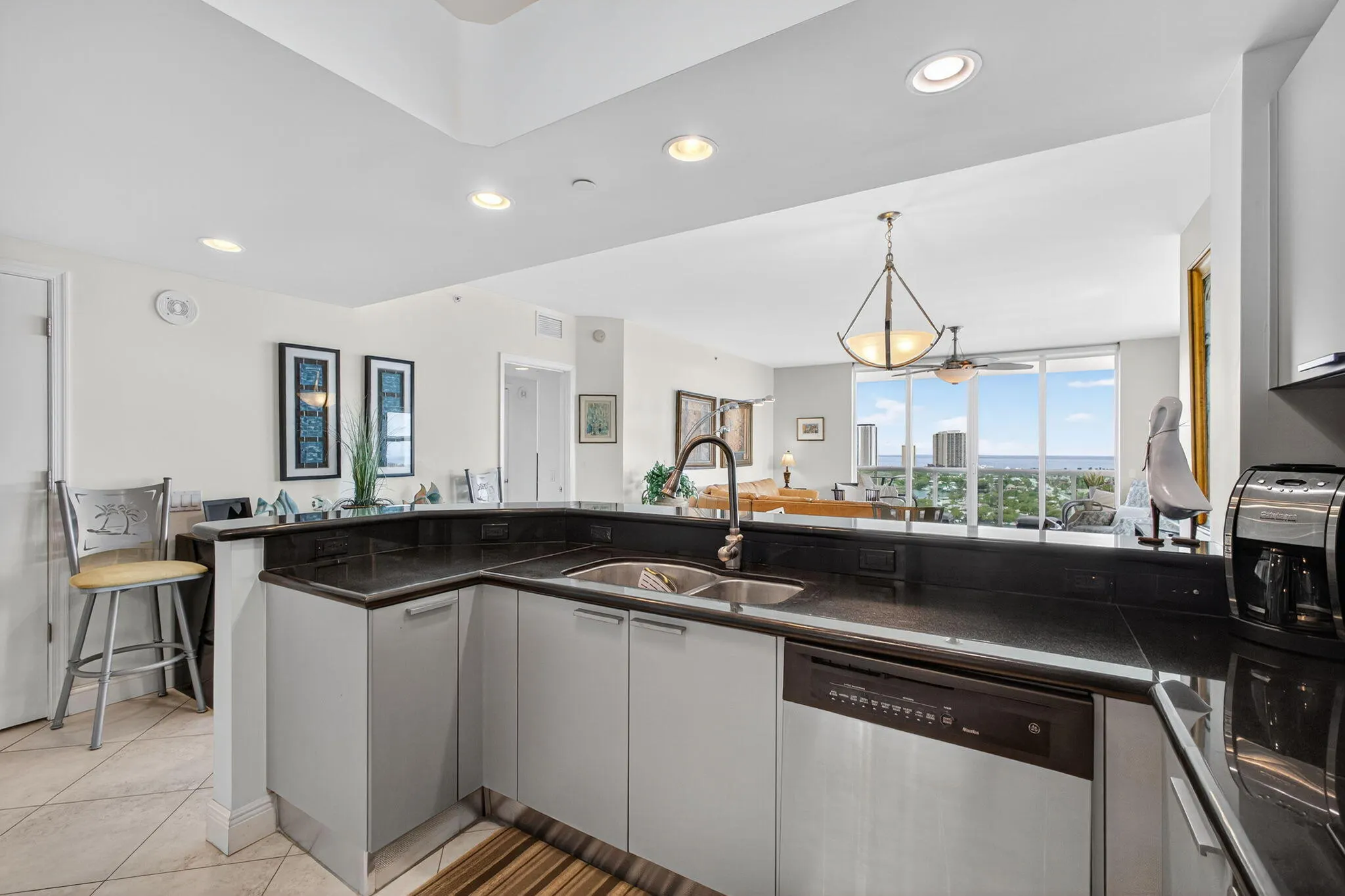 2640 Lake Shore Drive, #1716