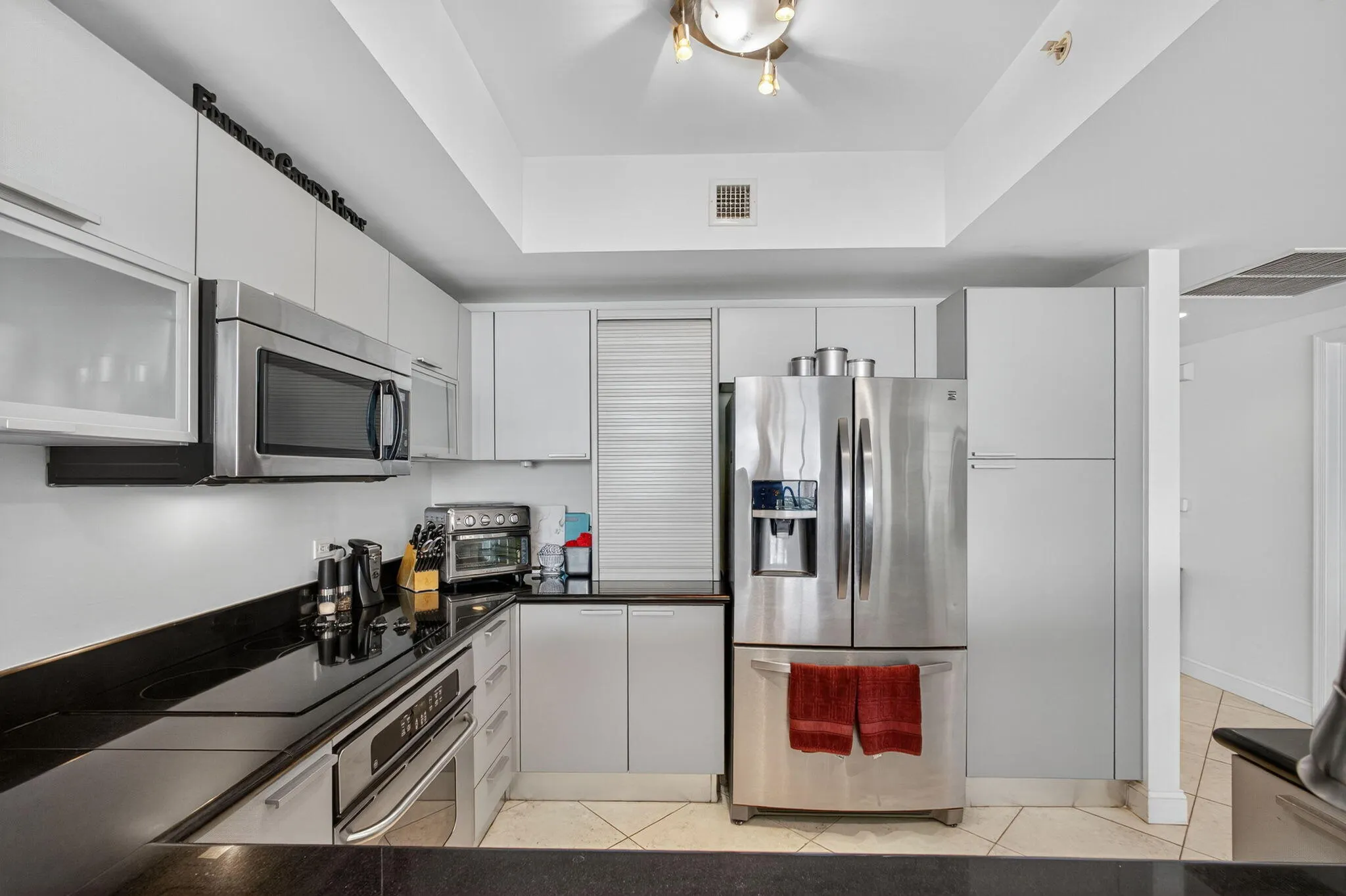2640 Lake Shore Drive, #1716