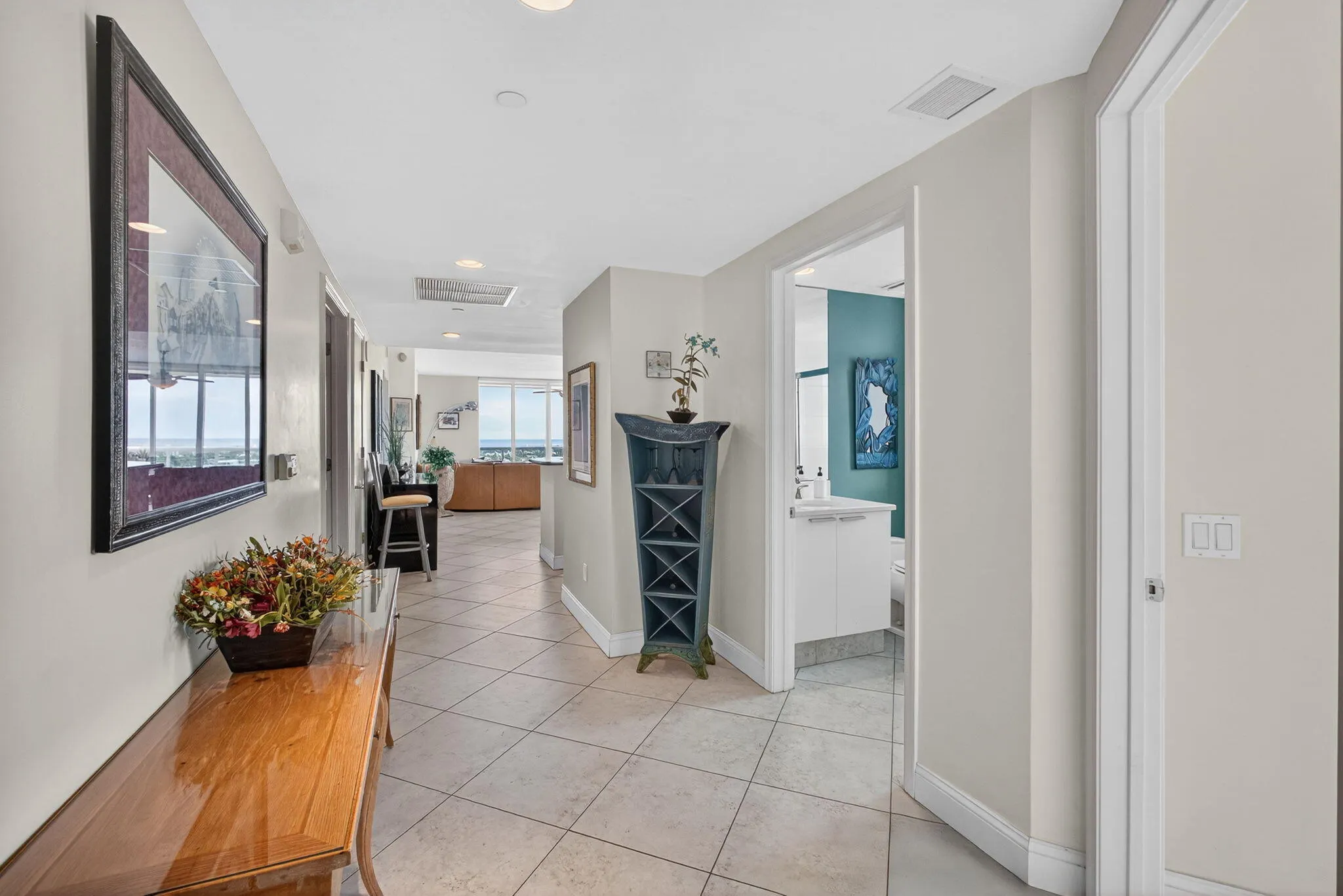 2640 Lake Shore Drive, #1716