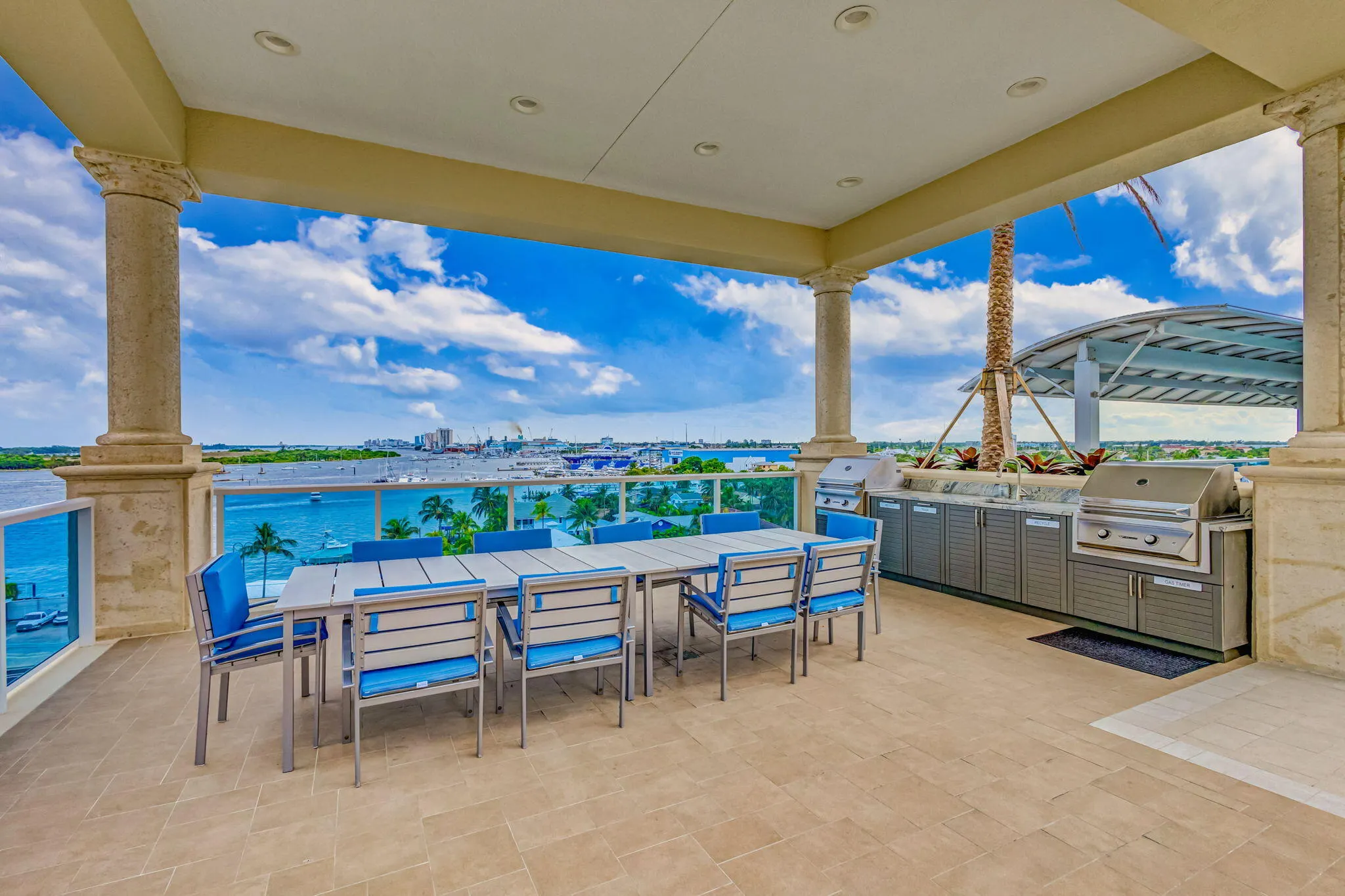 2640 Lake Shore Drive, #1716