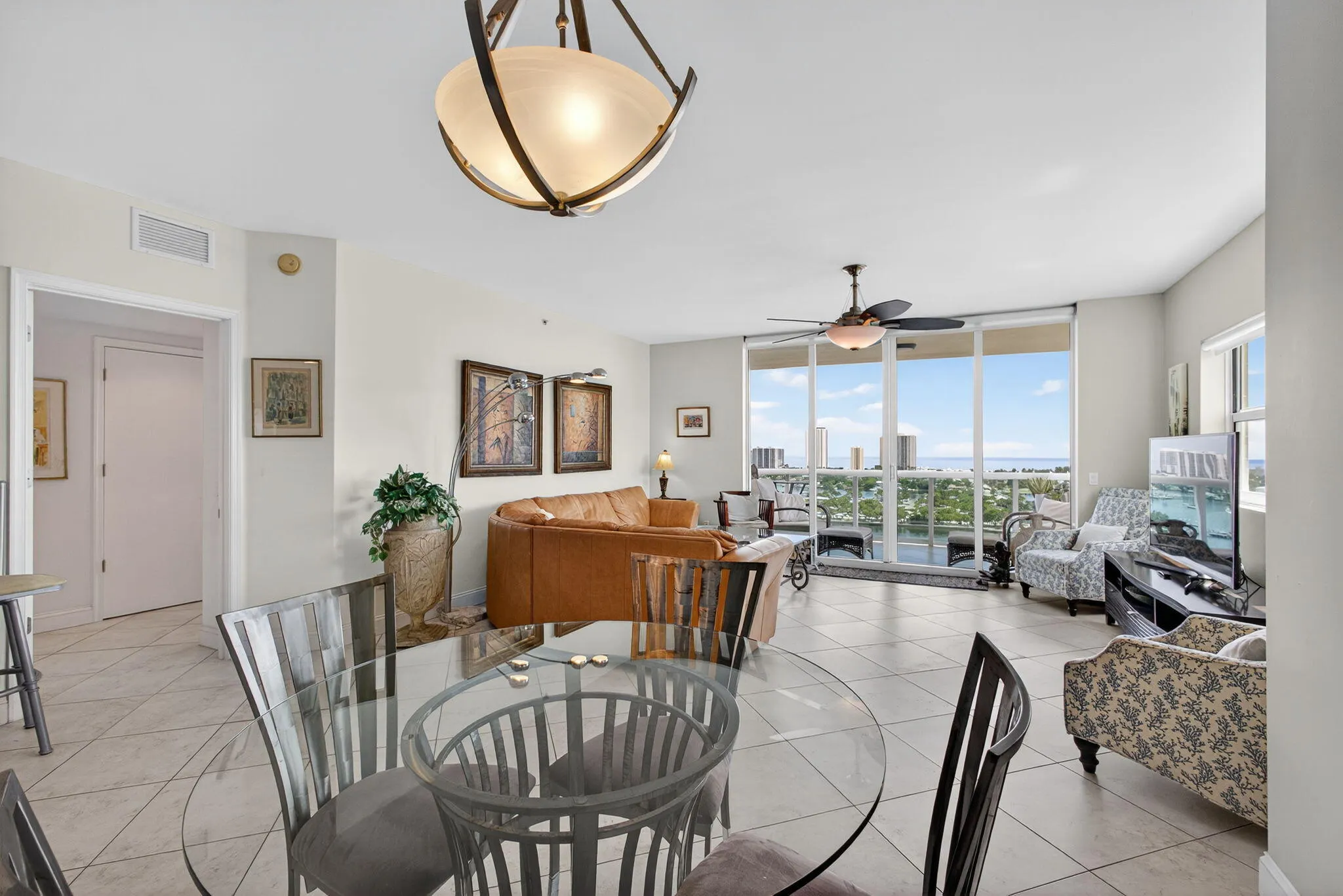 2640 Lake Shore Drive, #1716