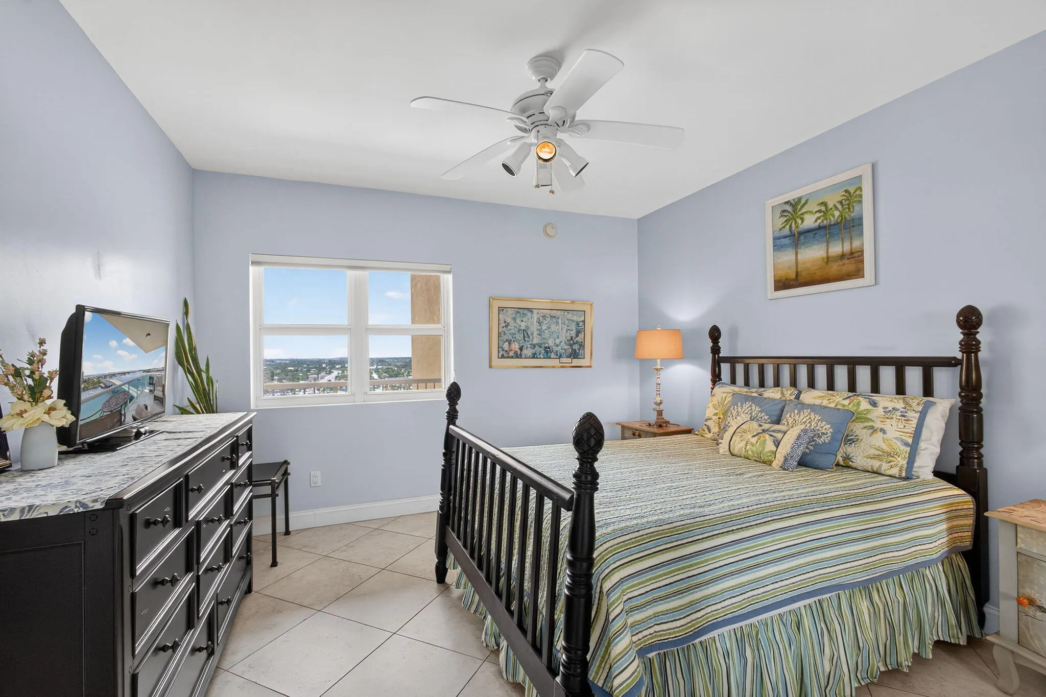 2640 Lake Shore Drive, #1716