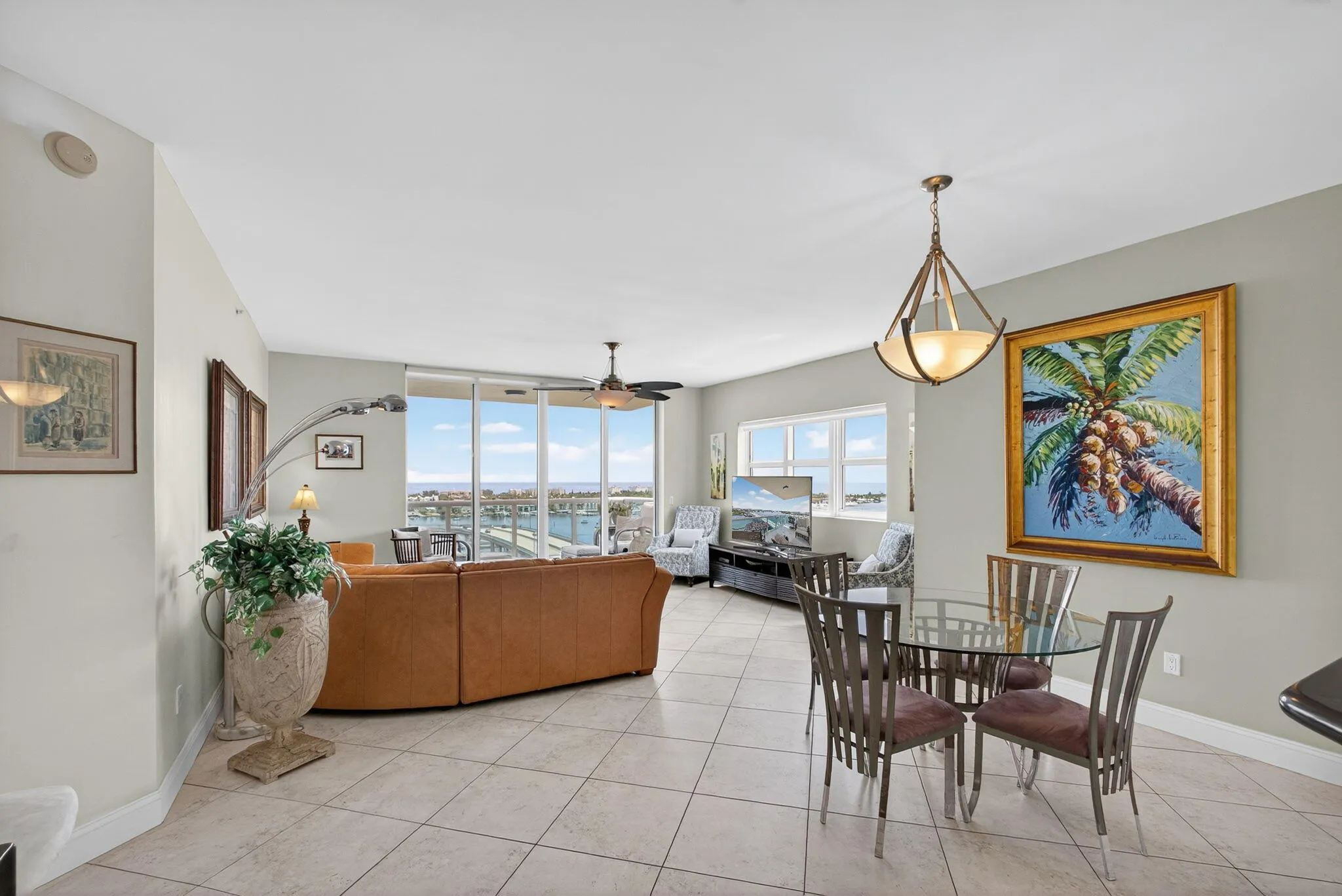 2640 Lake Shore Drive, #1716