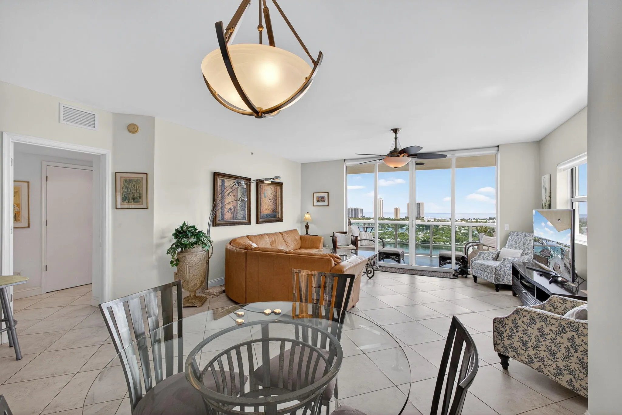 2640 Lake Shore Drive, #1716