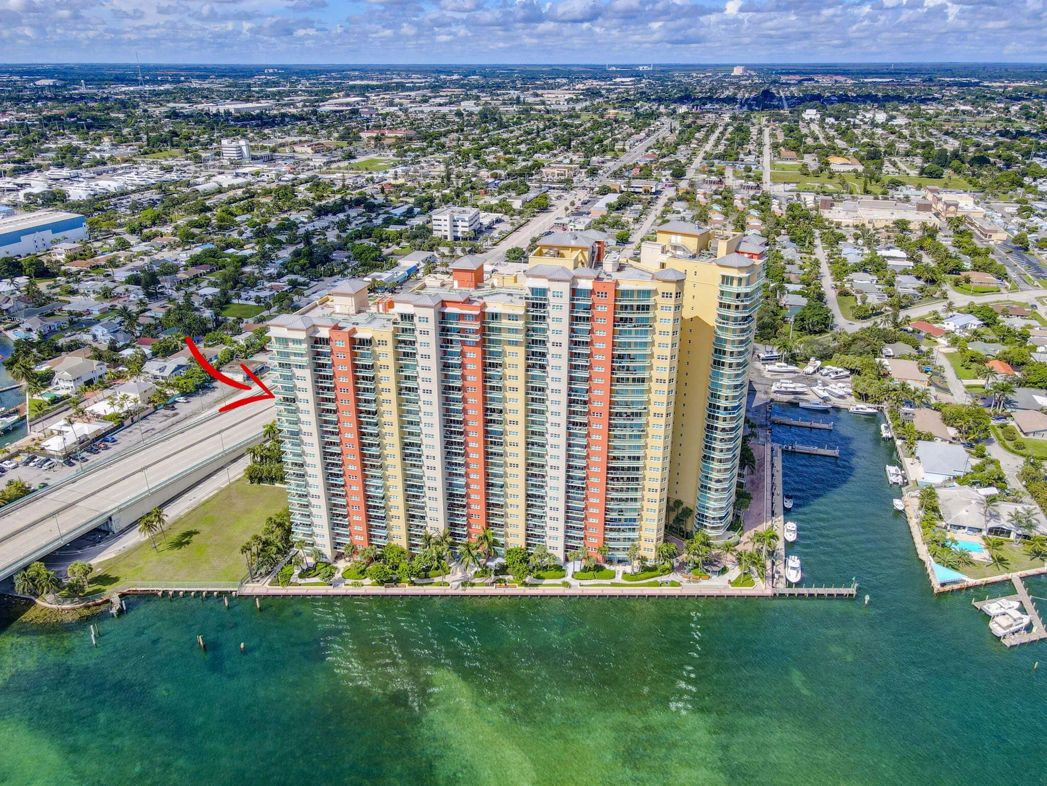 2640 Lake Shore Drive, #1716