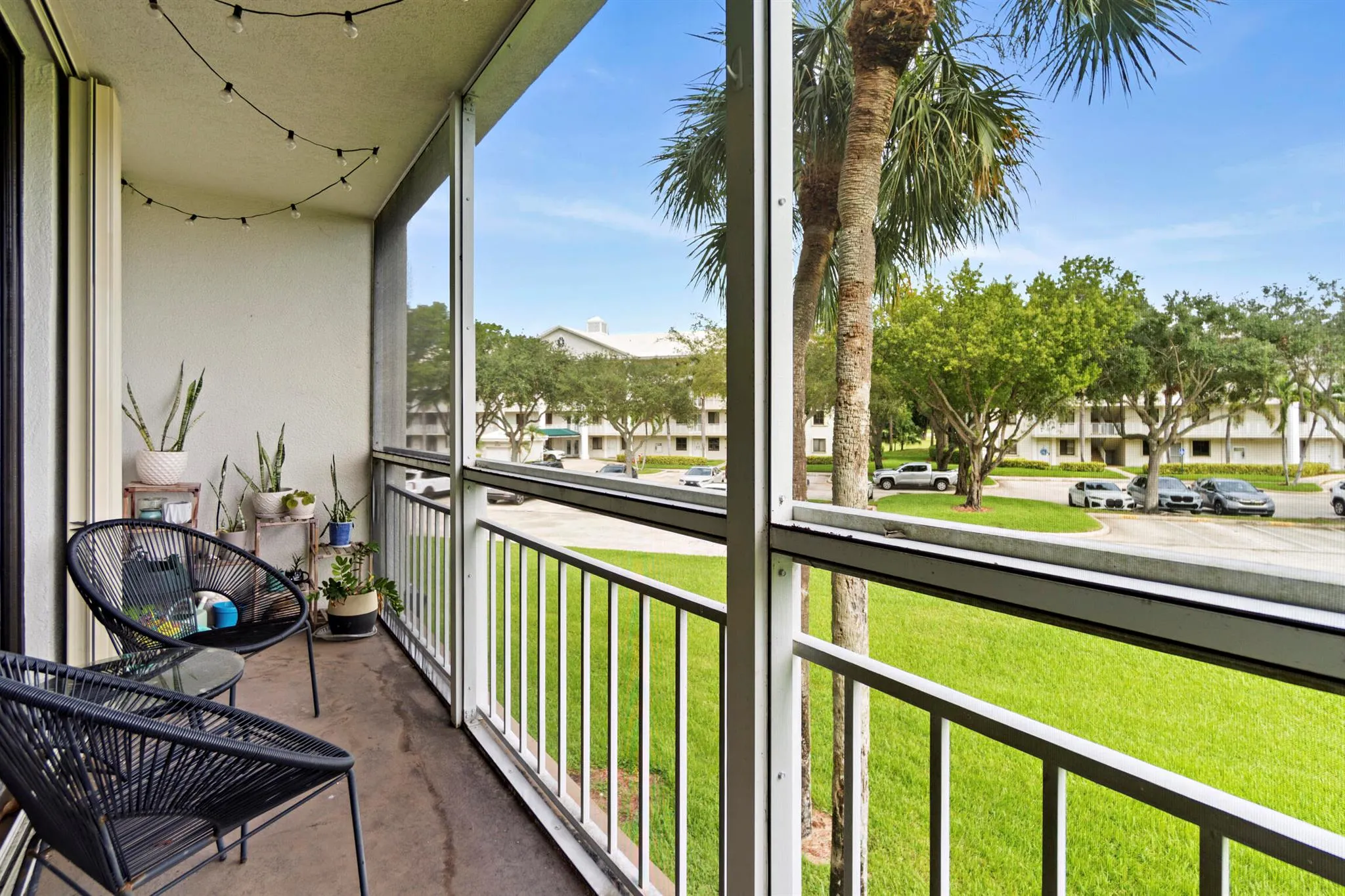 6193 Balboa Circle, #202