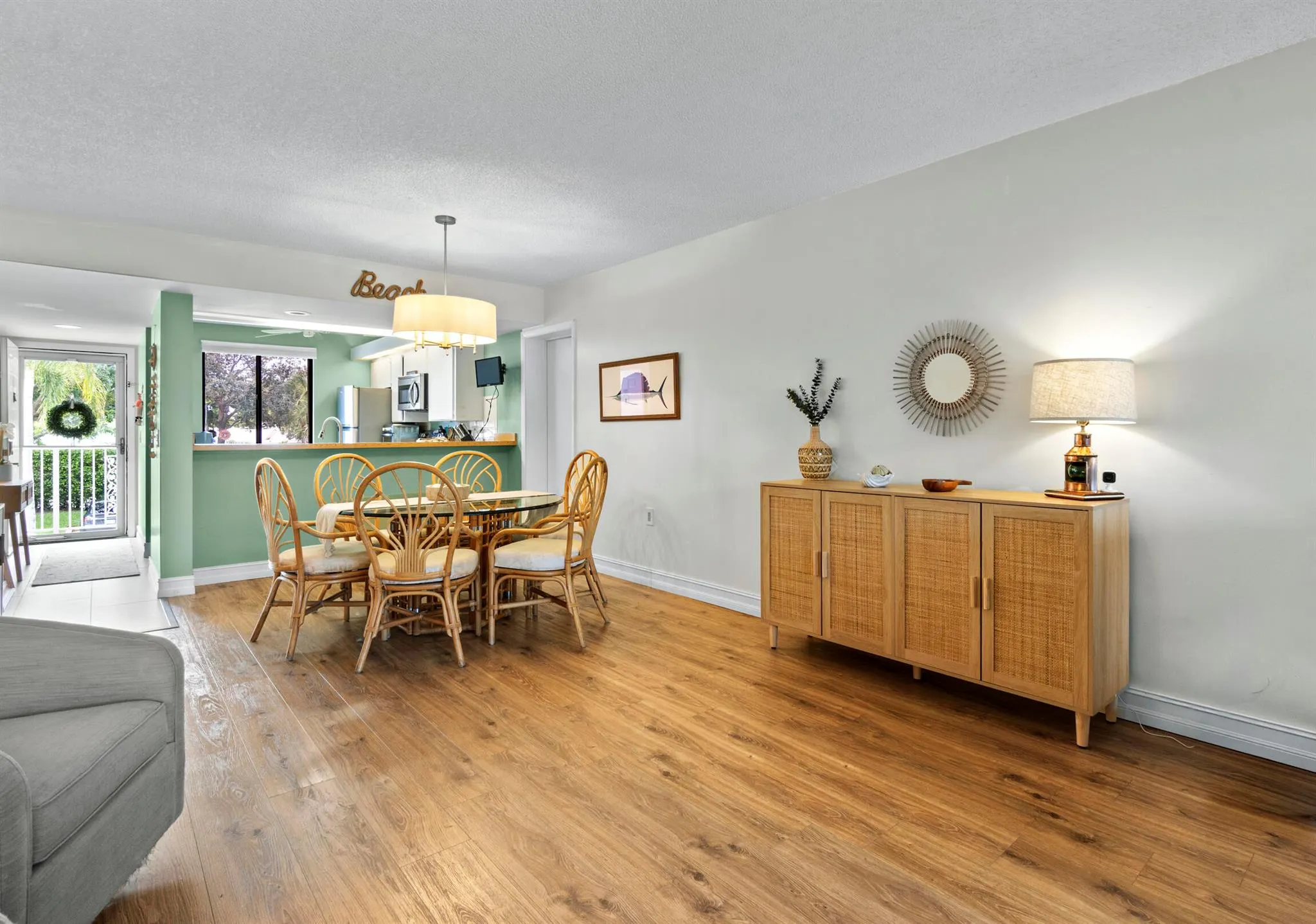 6193 Balboa Circle, #202