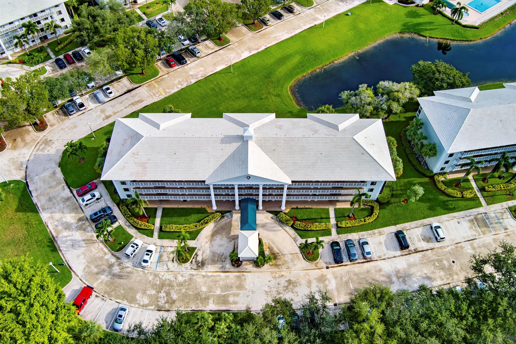 6193 Balboa Circle, #202